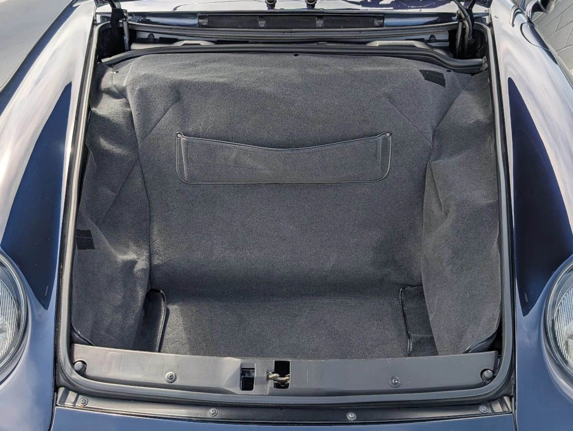 mph011_1803016030_07c8015a40bd452e6389ebb4916474c7_309b5d59d3