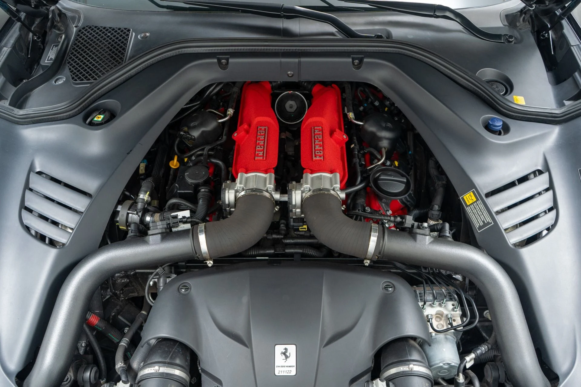 mph011_1804414639_Used_2015_Ferrari_California_Full_Power_and_Heated_Seats_Twin_Turbo_V8_1776271137_bd9302b972