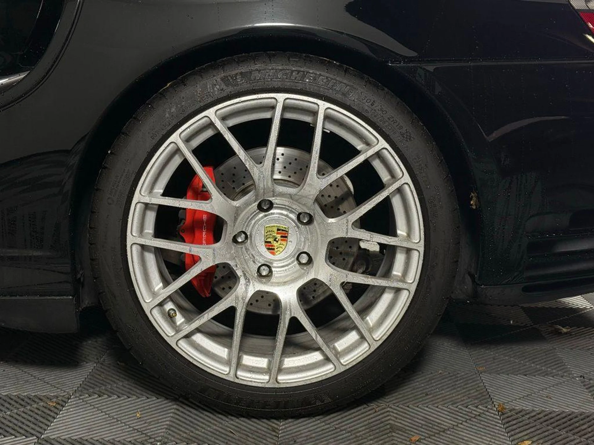 mph011_1806516288_R_AM_6_G_Lyl0_Q5_At_Ci_KN_5ylb5_Hq6o_dcf61c96f7