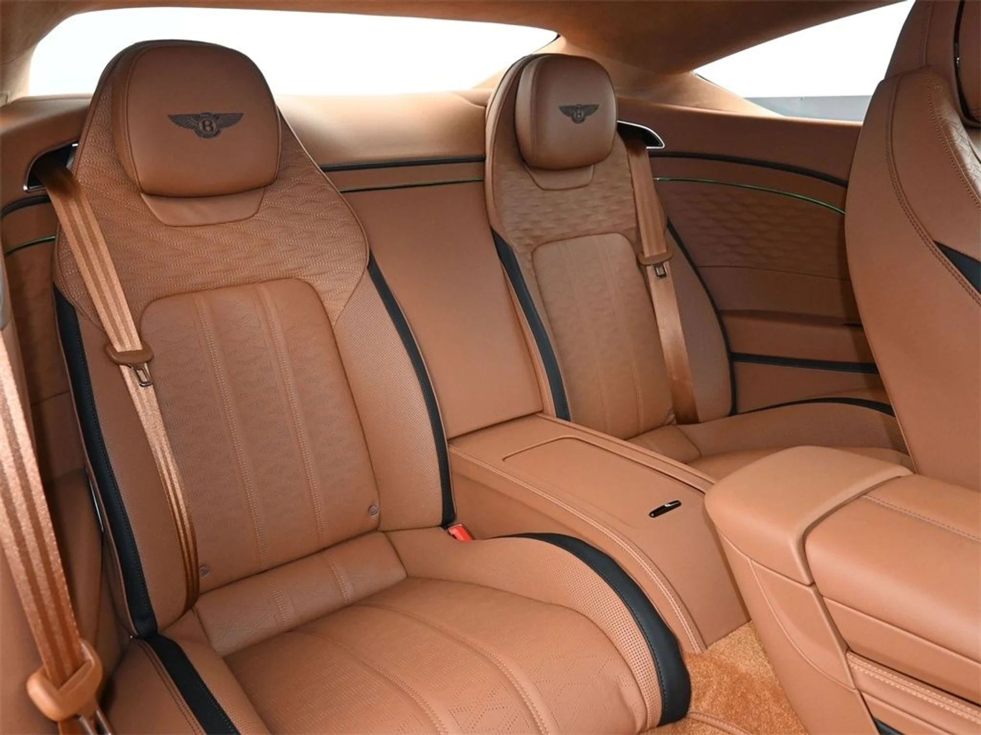 mph011_1809742604_cb5b6879f4ed78f6092fc18dc530a761x_1c62258442