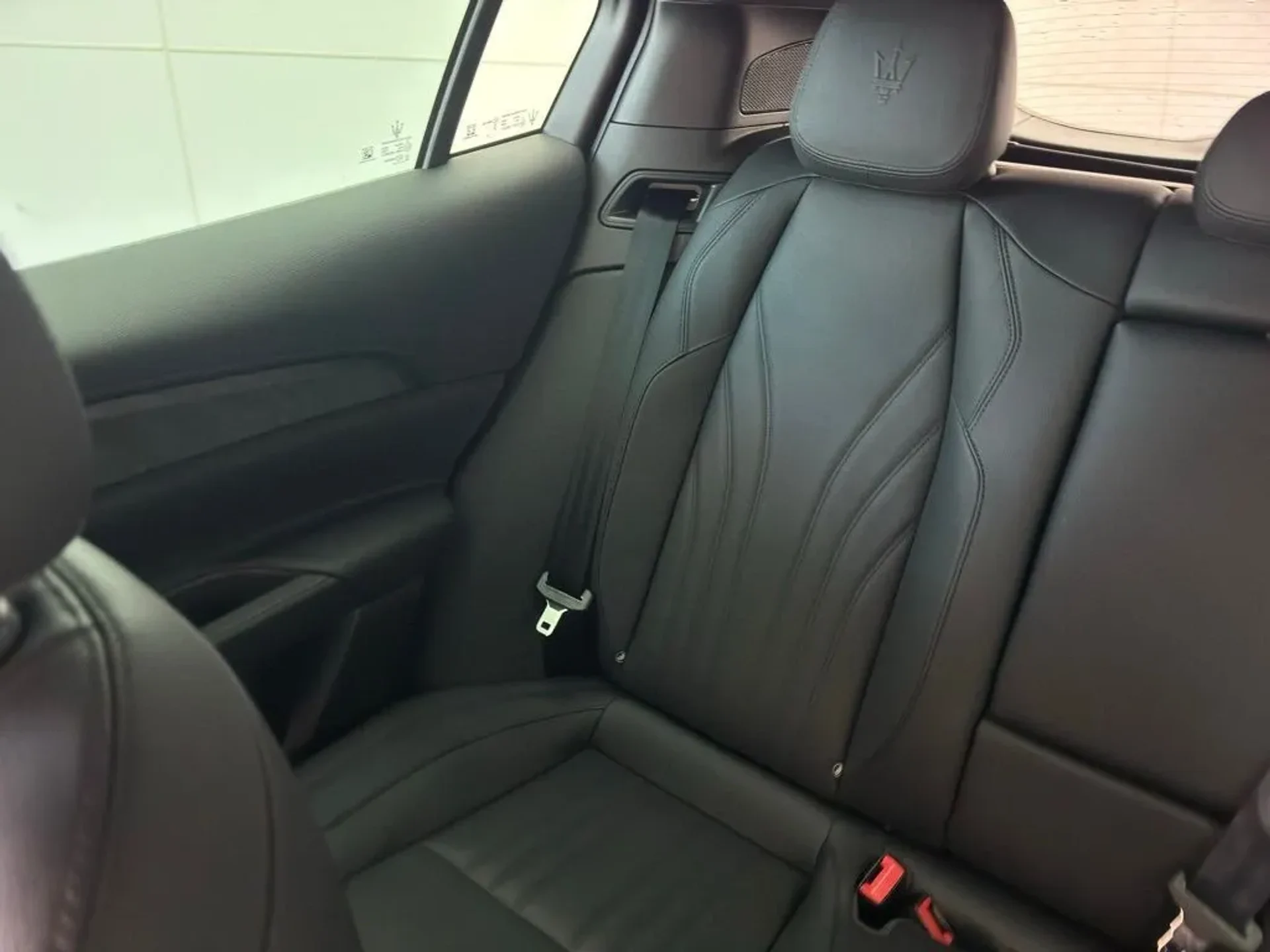 mph011_1809886315_w1btb720num6s51ly9ypdzvkqxsv_8f6805e260