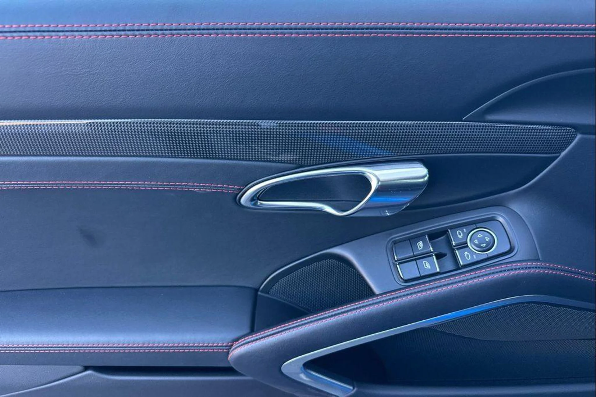 mph011_1810255016_e65iz_Vpv_SL_5_Leqm_L9ox5_14_Ajvg_304cadc637