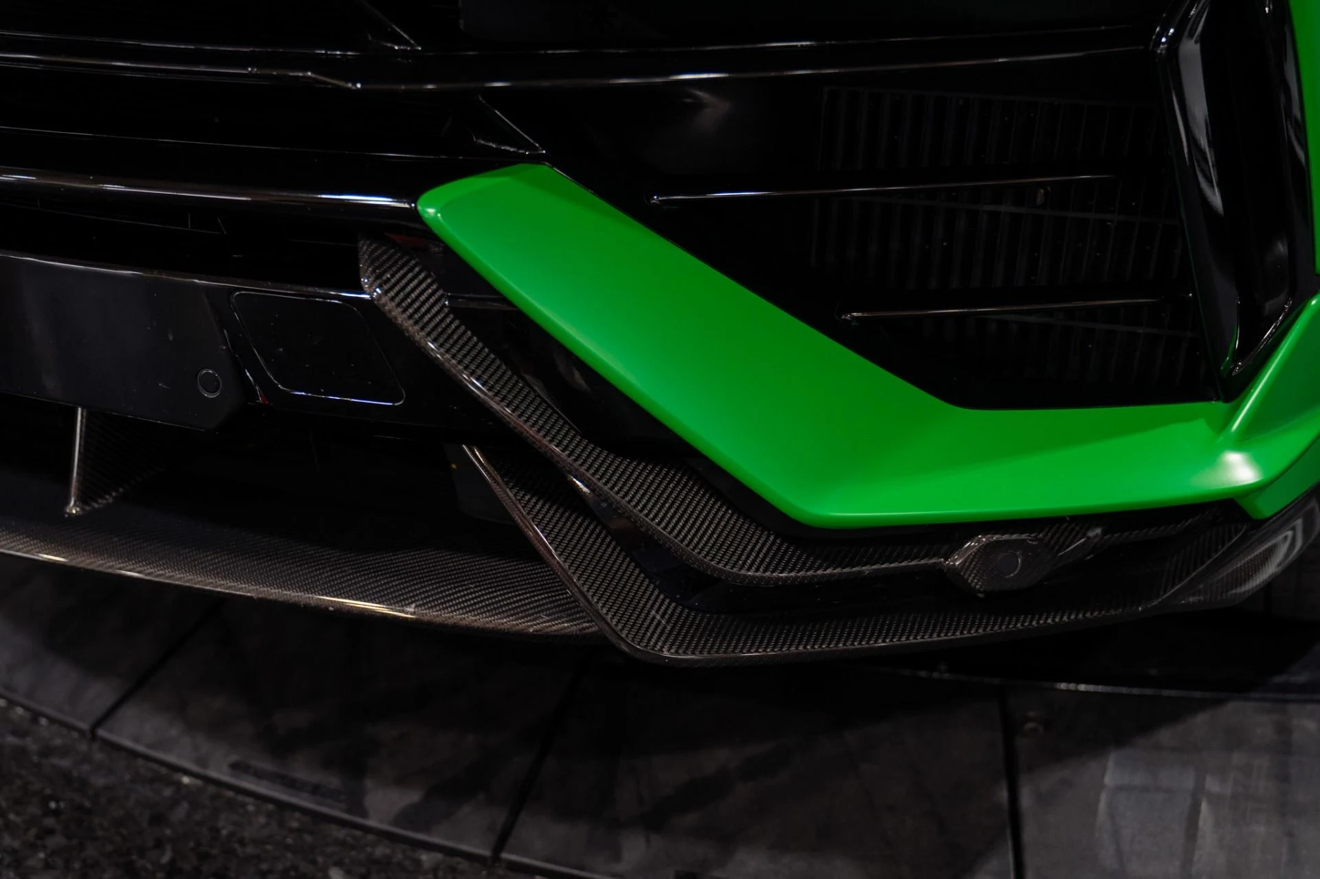 mph011_1816475840_Used_2023_Lamborghini_Urus_Performante_Full_Carbon_Pack_Stealth_PPF_1785519907_1112bd4616
