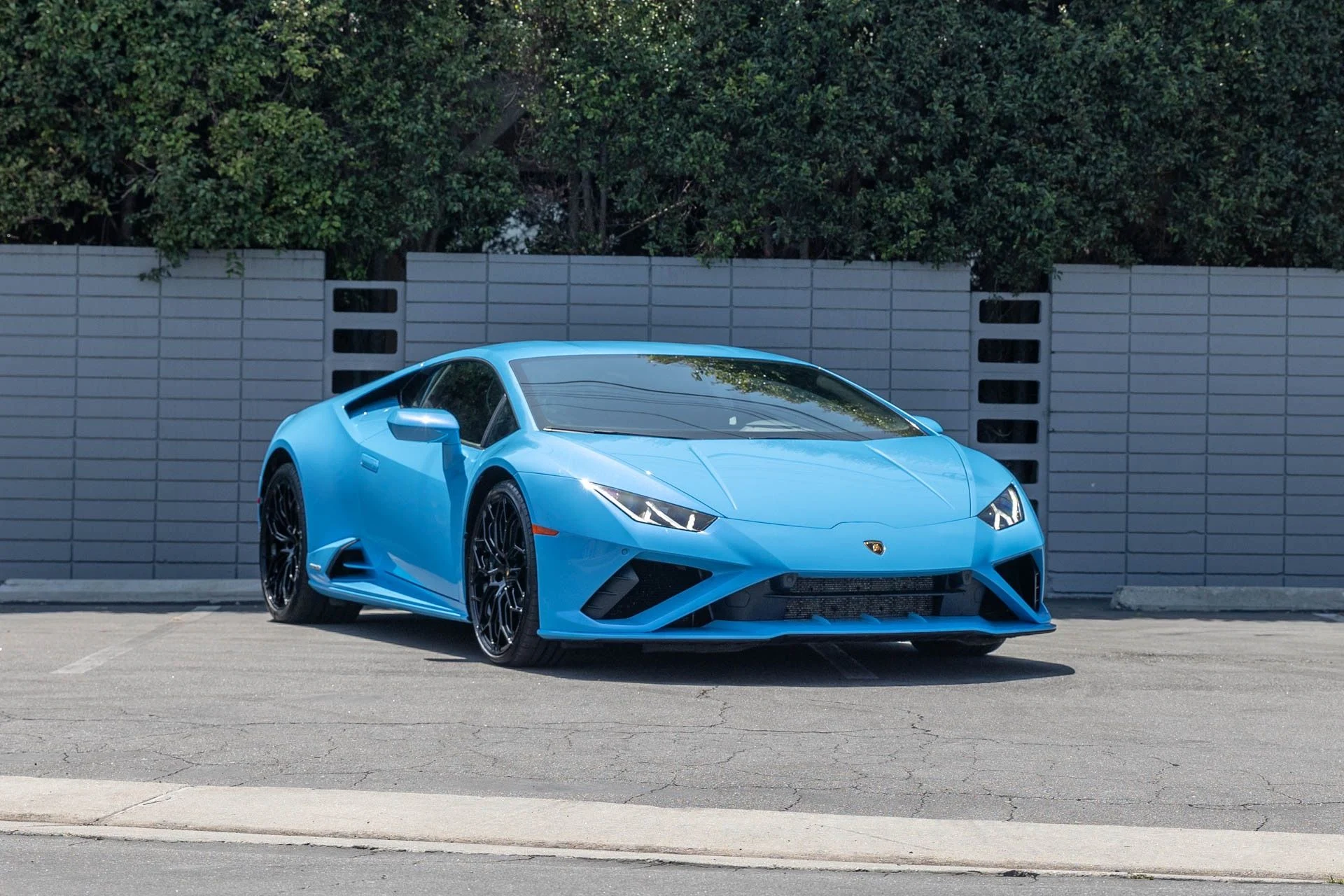 mph011_1816566748_Used_2023_Lamborghini_Huracan_EVO_1748384629_8650148ec9