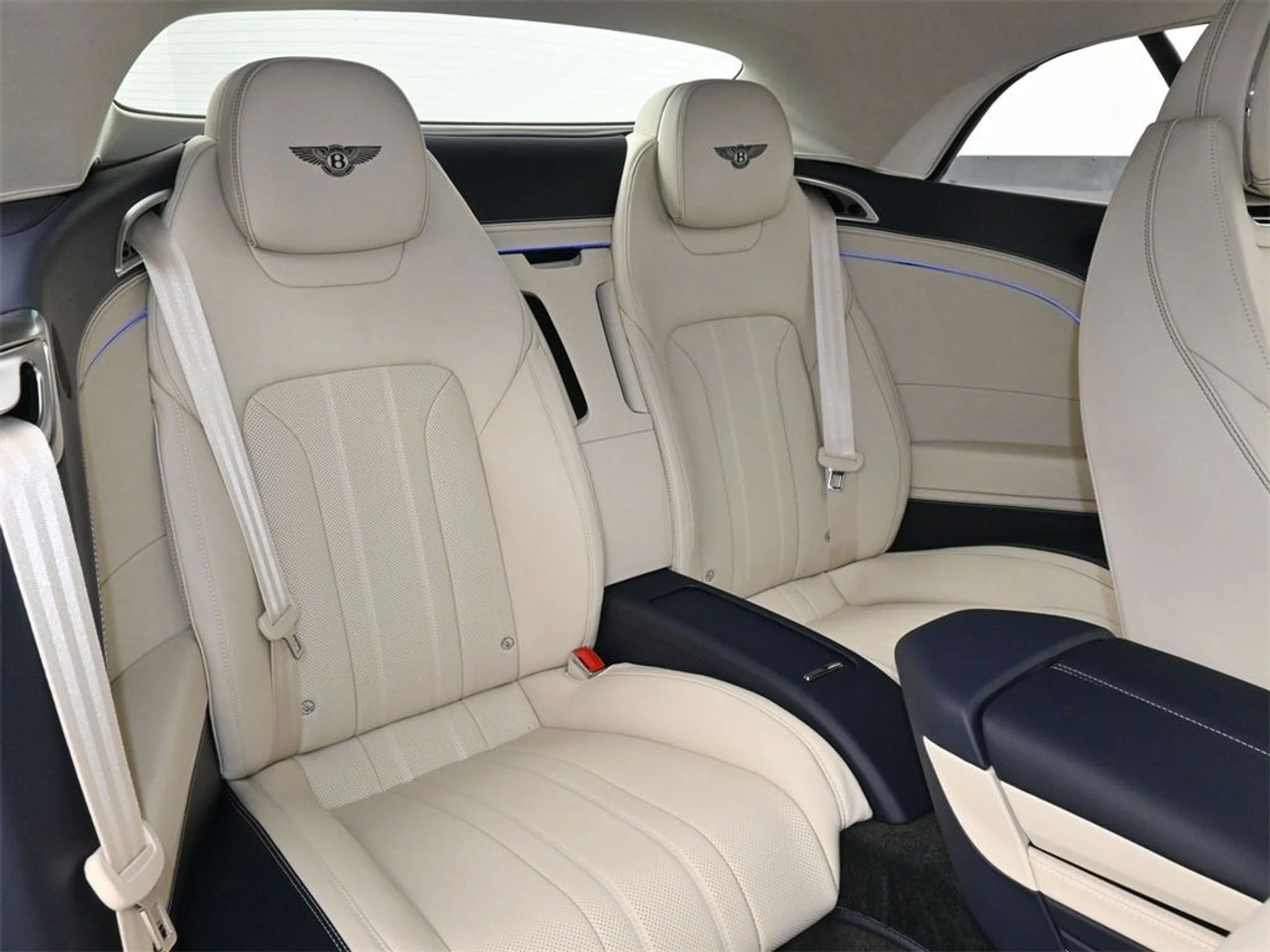 mph011_1818800226_6bd04da540c0a8ef0ac5566ce7744906x_0c6b490ae6