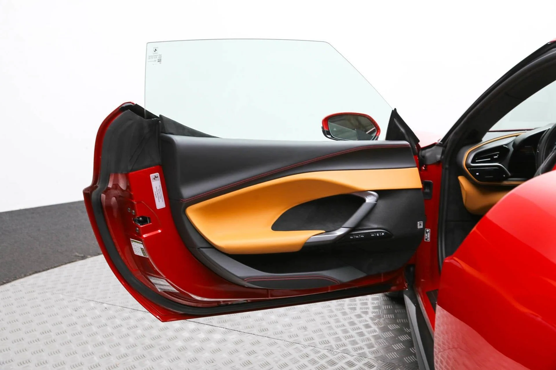 mph011_1826525562_f841d7e84b824a1b9c3ad73affe03c07_4ecb8c5305