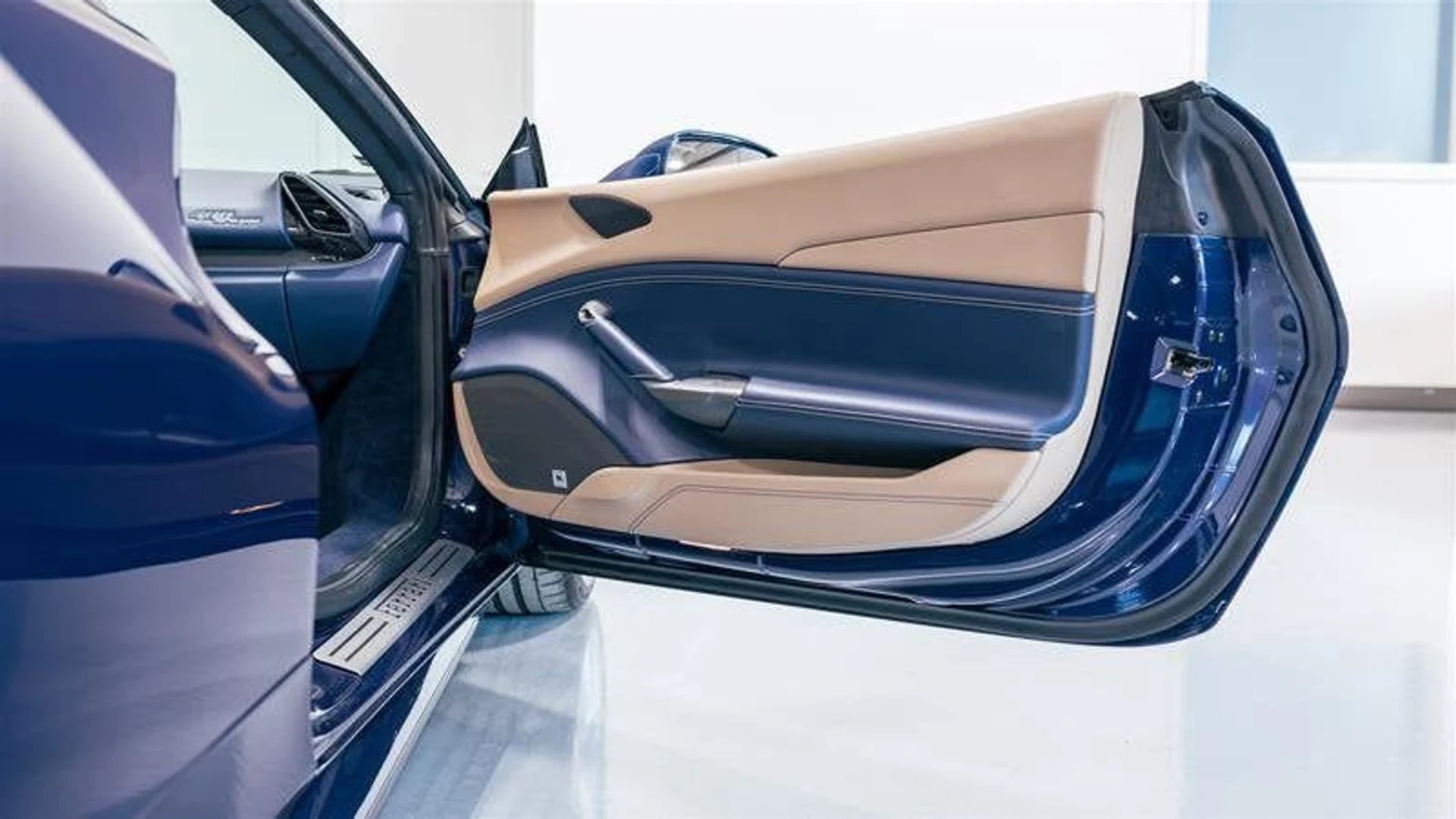 mph011_1828790451_e7a35112d3ae418eb13b6ef84df62a0a_cc8aa9904c