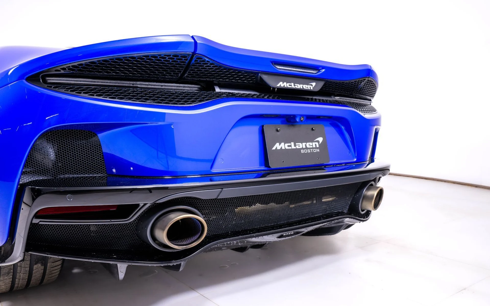 mph011_1831660127_5f807d9ca19cbb0198acc90da724eb1bx_bd8e0a2a23