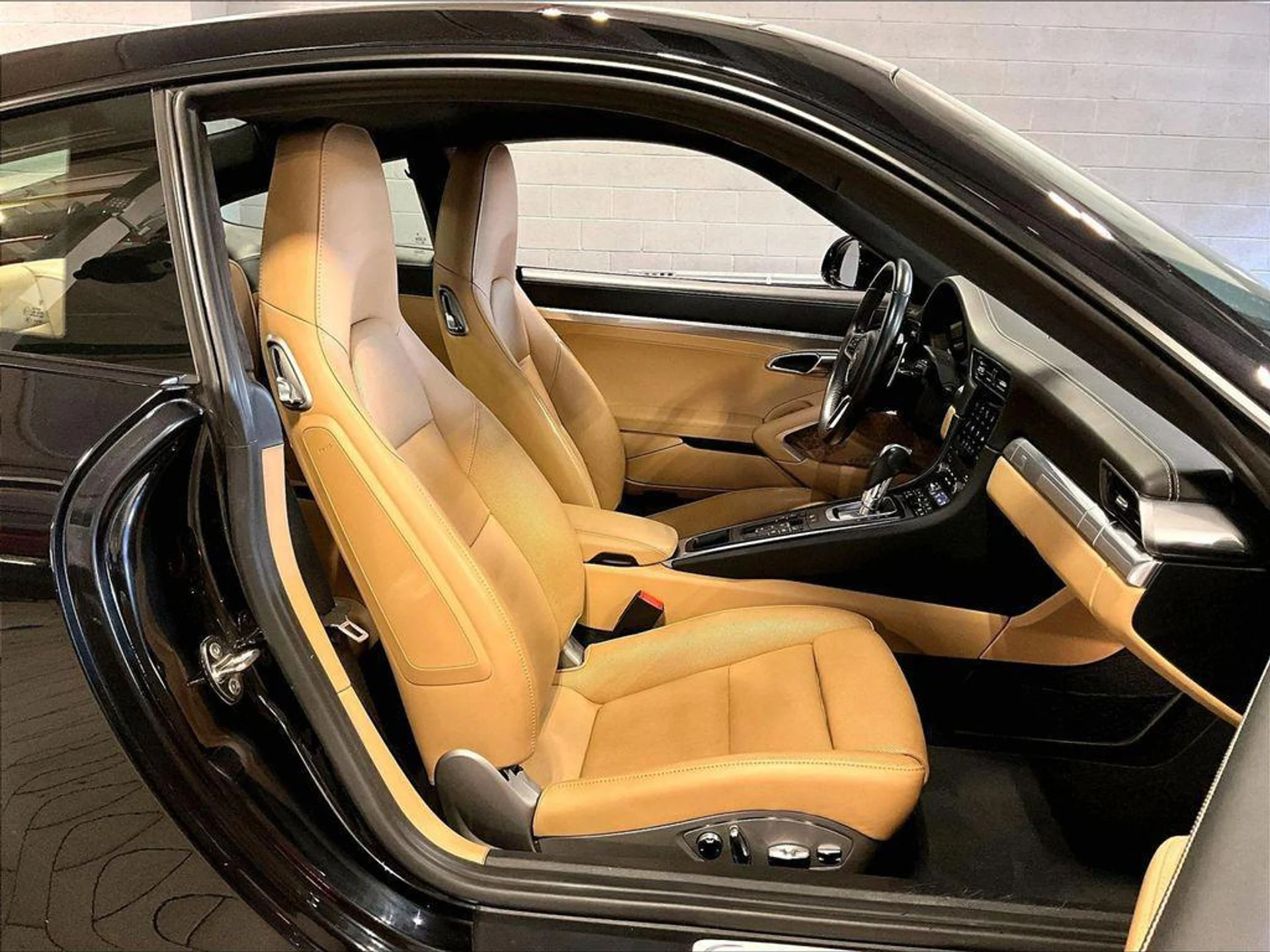 mph011_1841528995_XDD_Nr_Gf_C_f_D_Je_Qn_JT_8_Qw_VB_7_WY_2f1f465a65