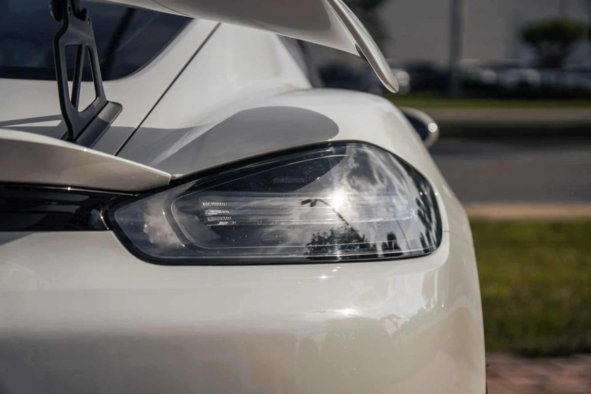 mph011_1851499961_f13000c0bb2fe06adfd76521f211783cx_d232ed4c32