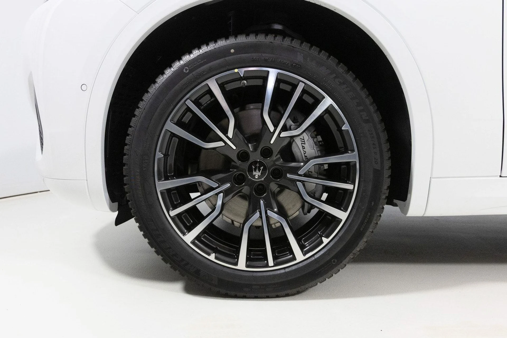 mph011_18535975_5e3202e2755d4254af4c6435aa4de8f0_c0015d7a19