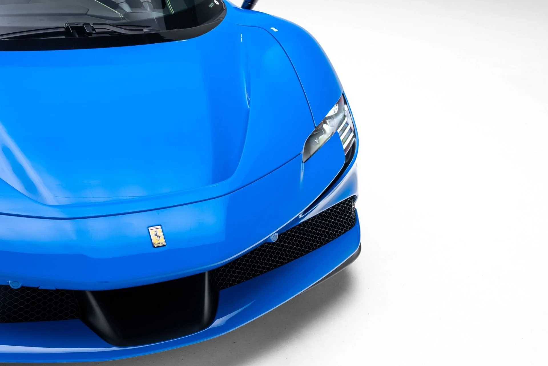 mph011_1854297694_Used_2024_Ferrari_SF_90_Spider_1772738738_b78835bed2