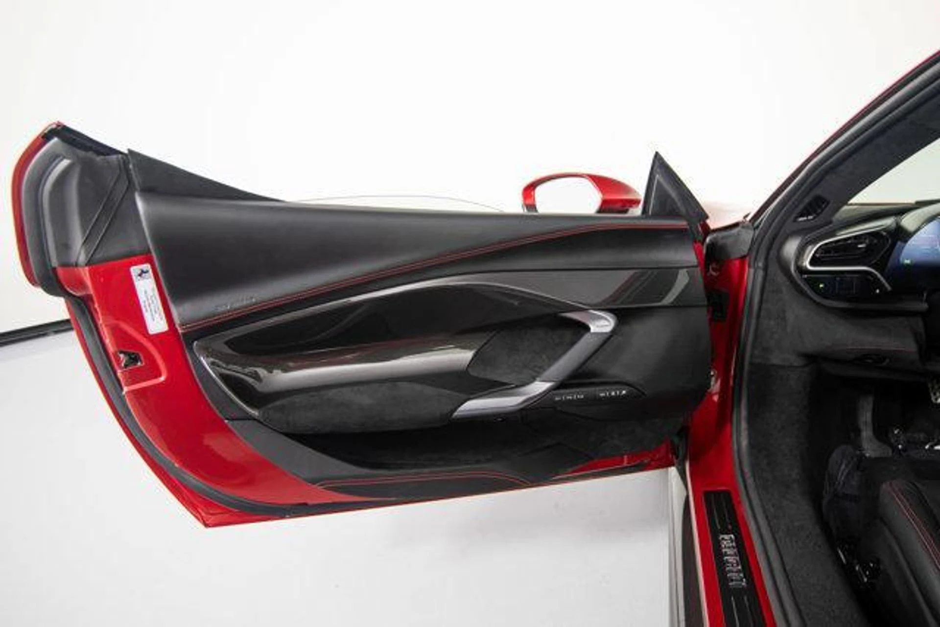 mph011_18581178_60liy_N06_RP_6_C2ki65o70i_X_017o_4648cdba5f