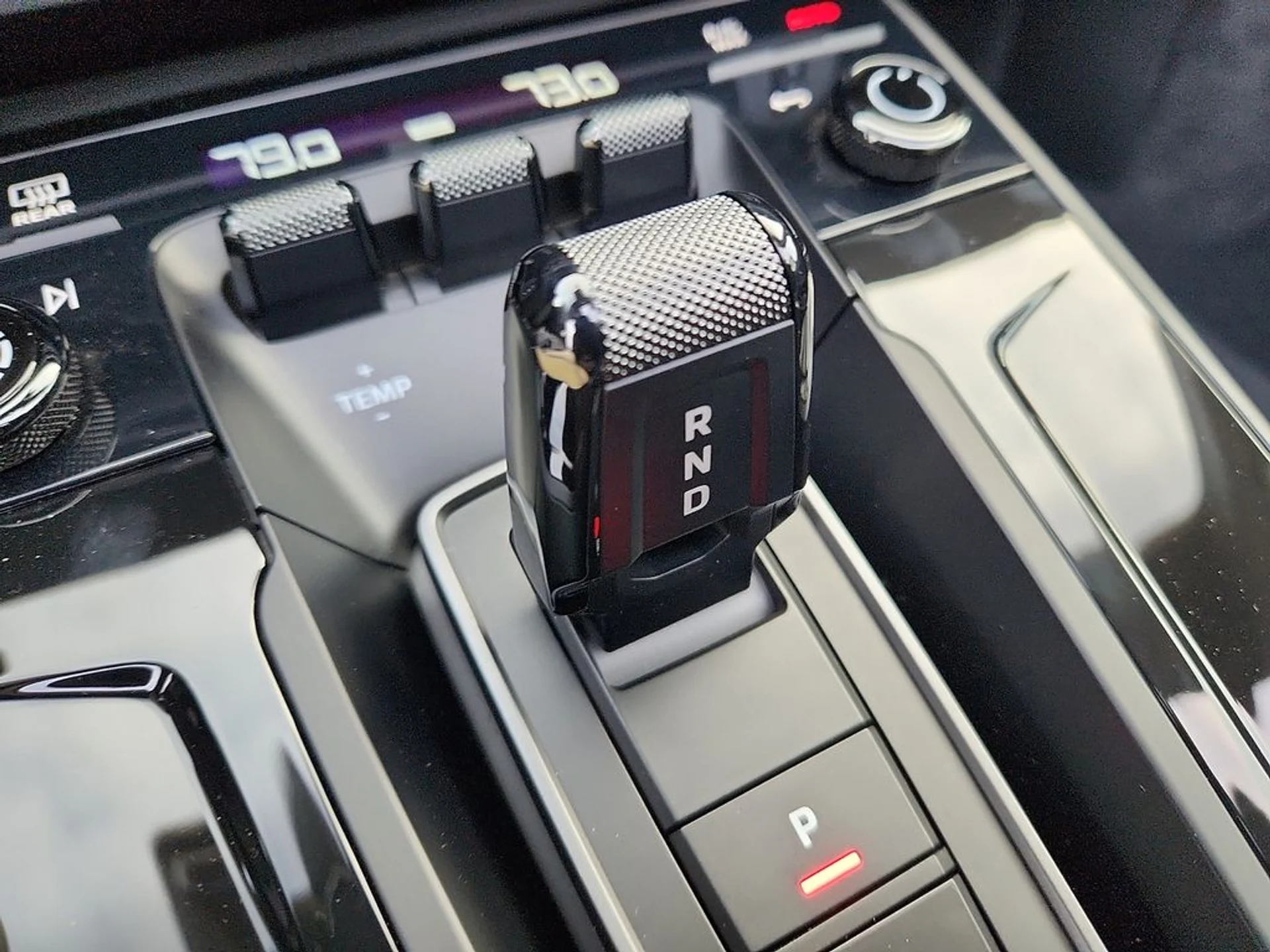 mph011_1859780579_00e33b7d3611a43251e42f6e4af8dec6x_d8a5c3b6db