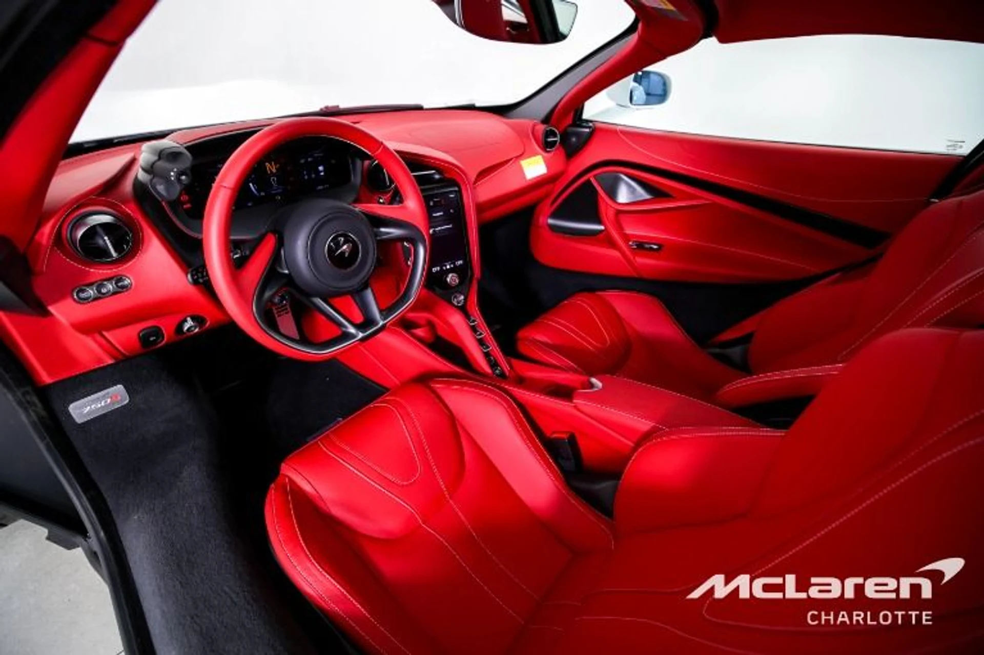 mph011_1861201469_Used_2024_Mc_Laren_750_S_d51610e955