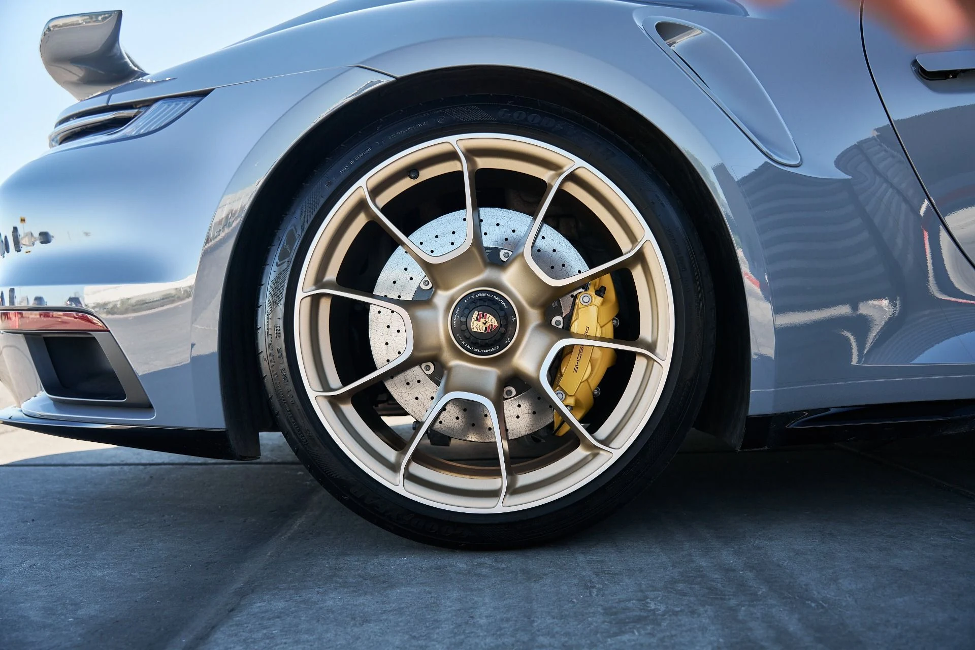 mph011_1865193782_Used_2023_Porsche_911_Turbo_S_1762306909_3c94aca3f1