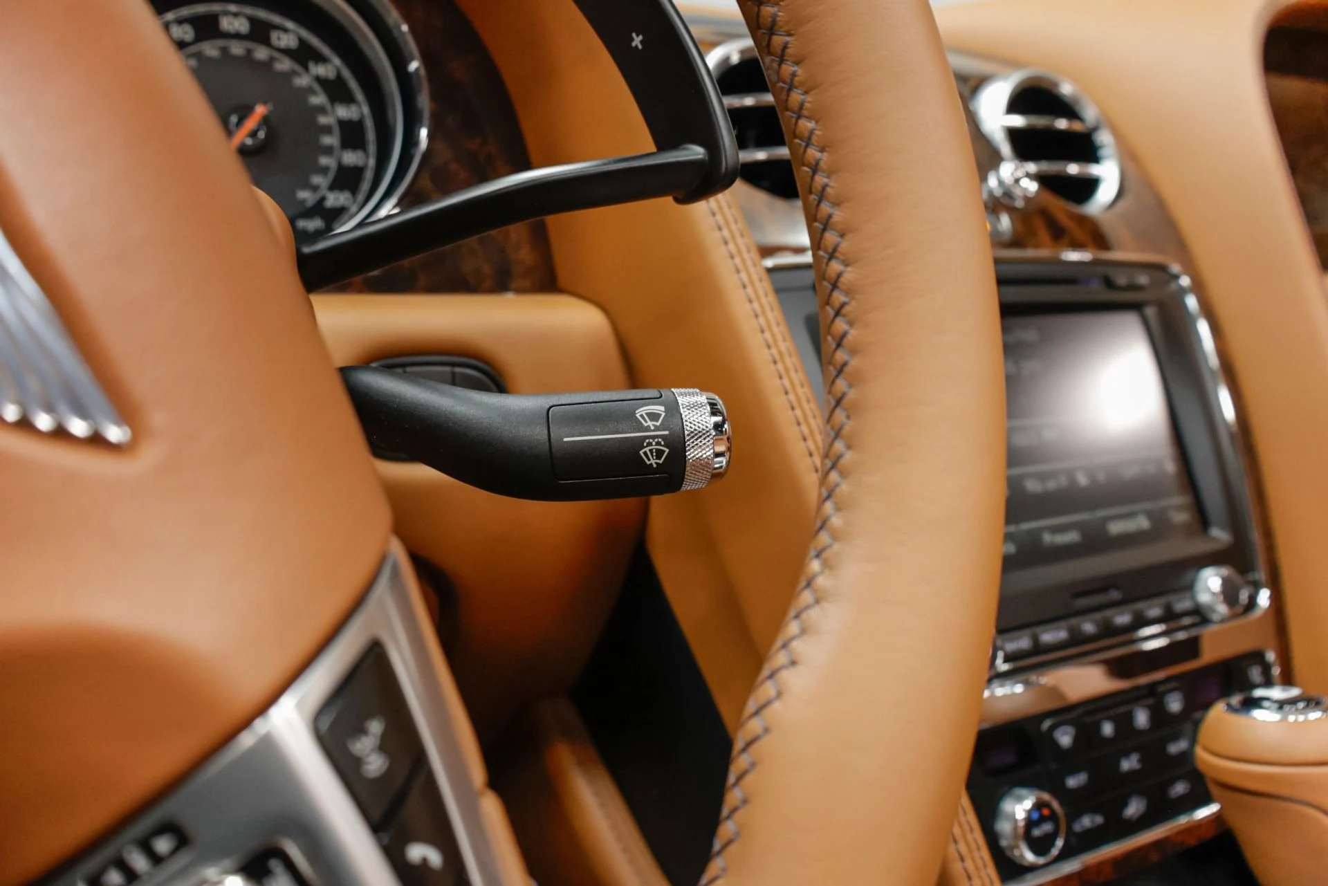 mph011_1867705682_Used_2013_Bentley_Continental_GTC_1761057953_975bcf88c9