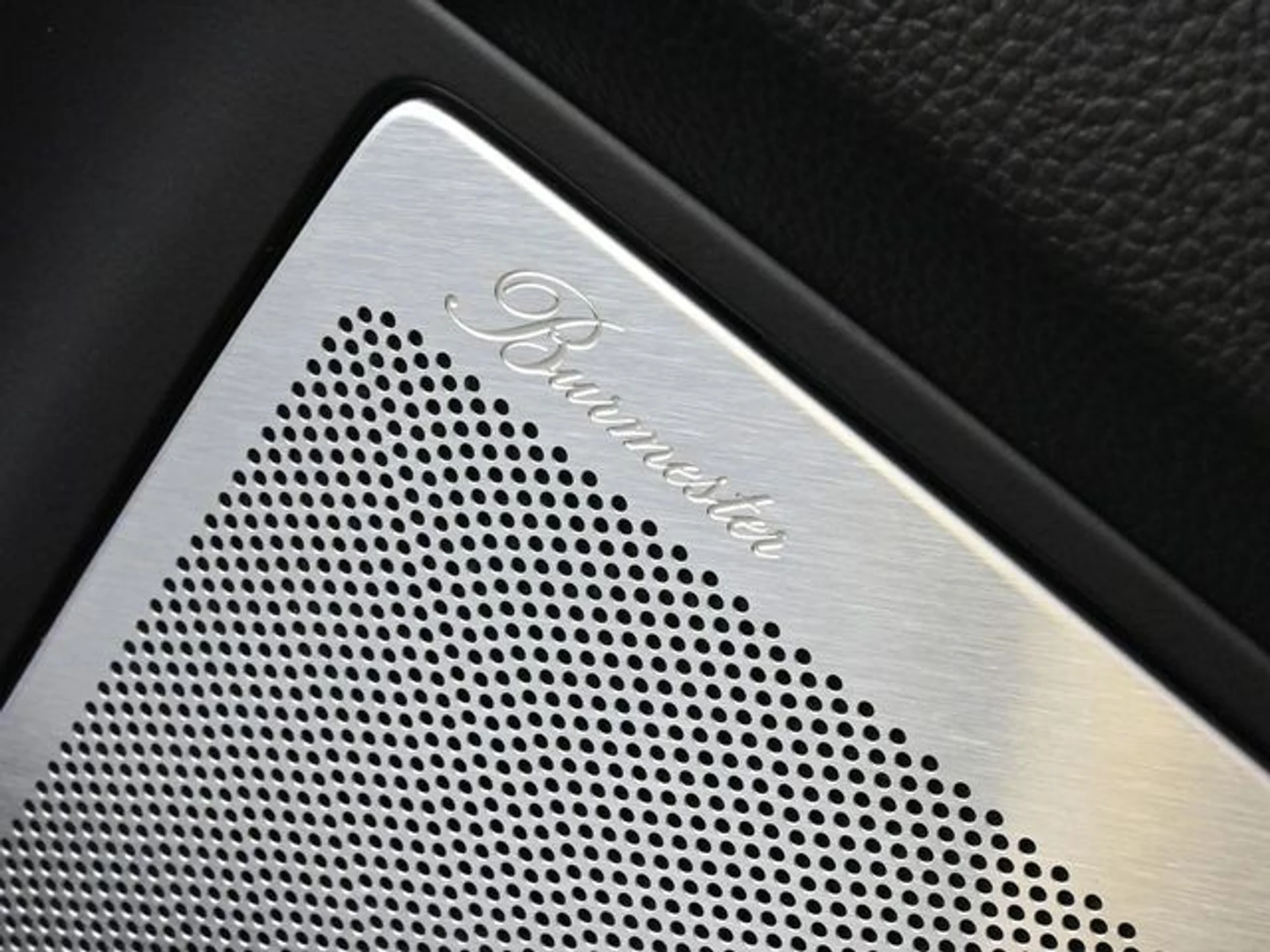 mph011_1868717373_ff70e8e7634df5c0c7e30d91c54b3404x_c29bfd2126