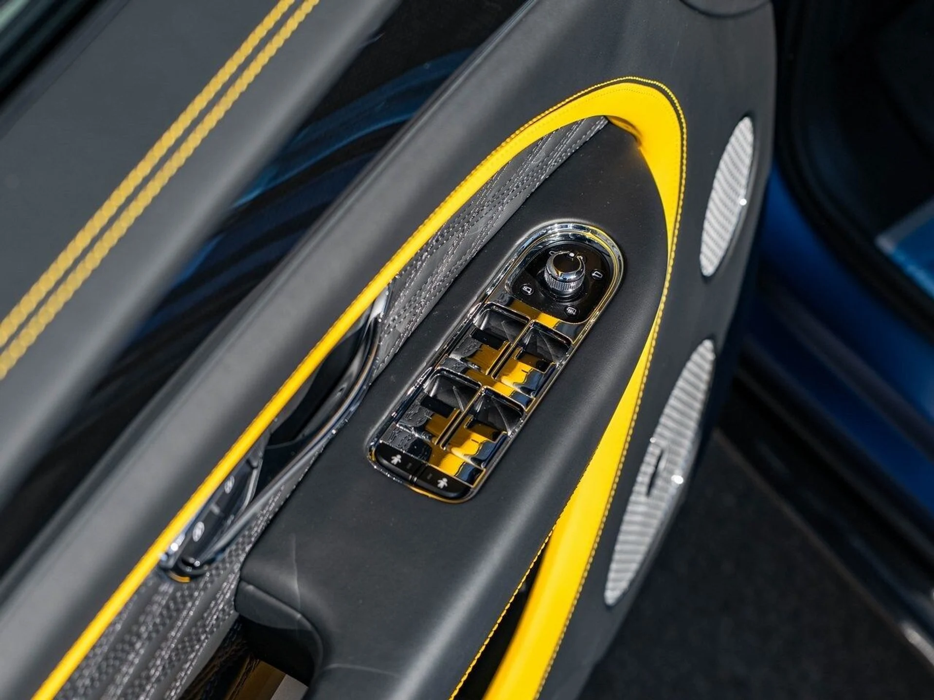 mph011_1869616630_8a0b23a8e2d76a10b6c8b32d74d9dde5x_7d9440c281