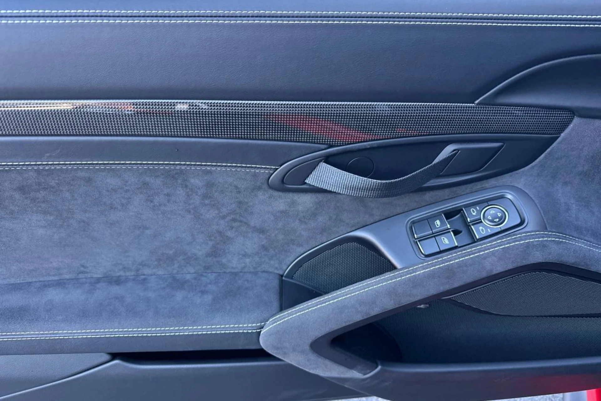 mph011_1872720508_1280_8fcb918978