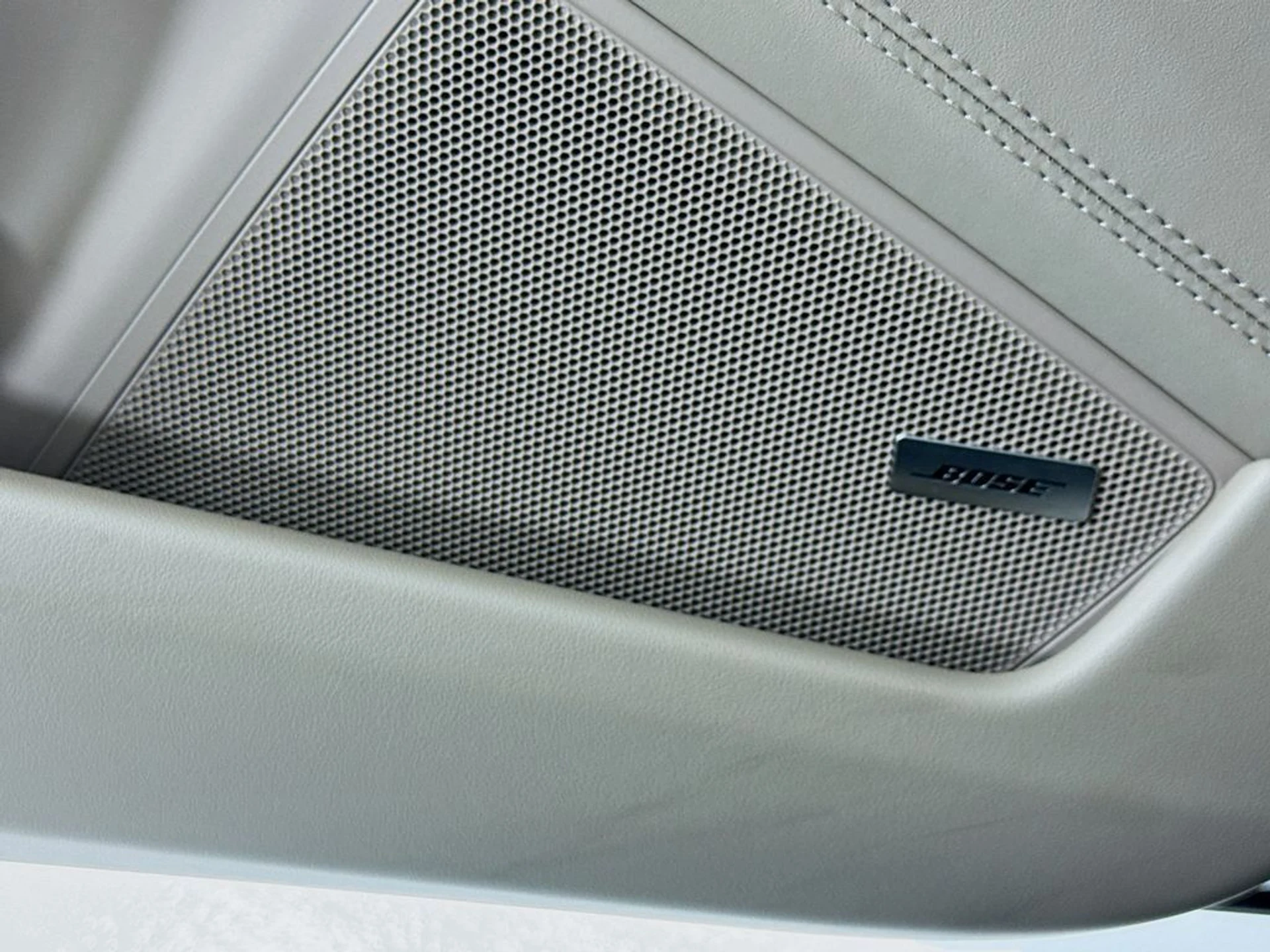 mph011_1875213944_8e378e13f6ca29701c495fb414d8dff8x_5248bd9011