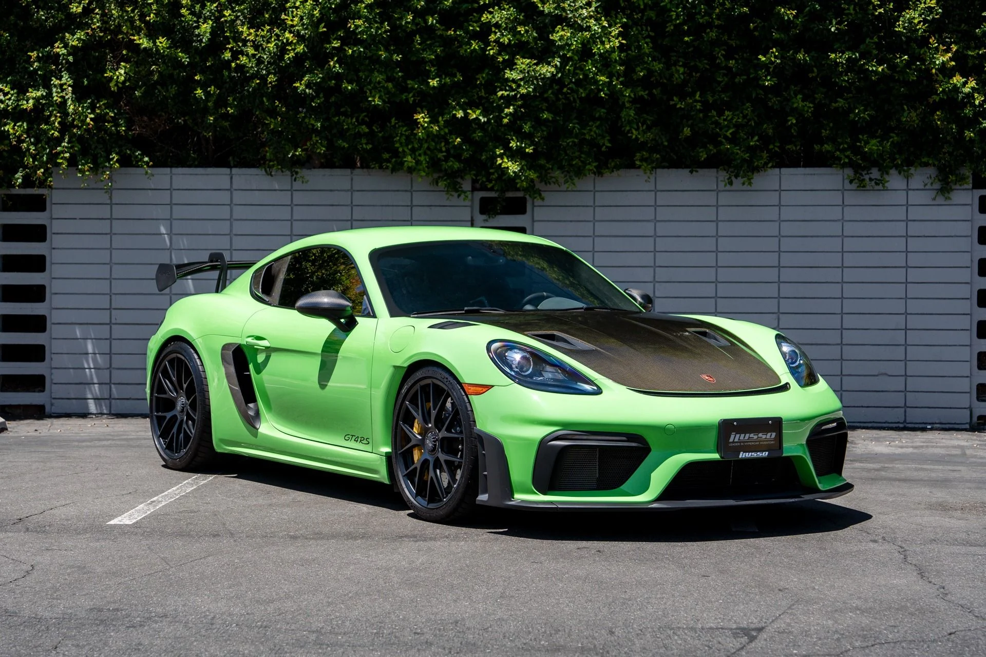 mph011_1876012200_Used_2023_Porsche_718_Cayman_GT_4_RS_1754336887_b9ca55a7a1