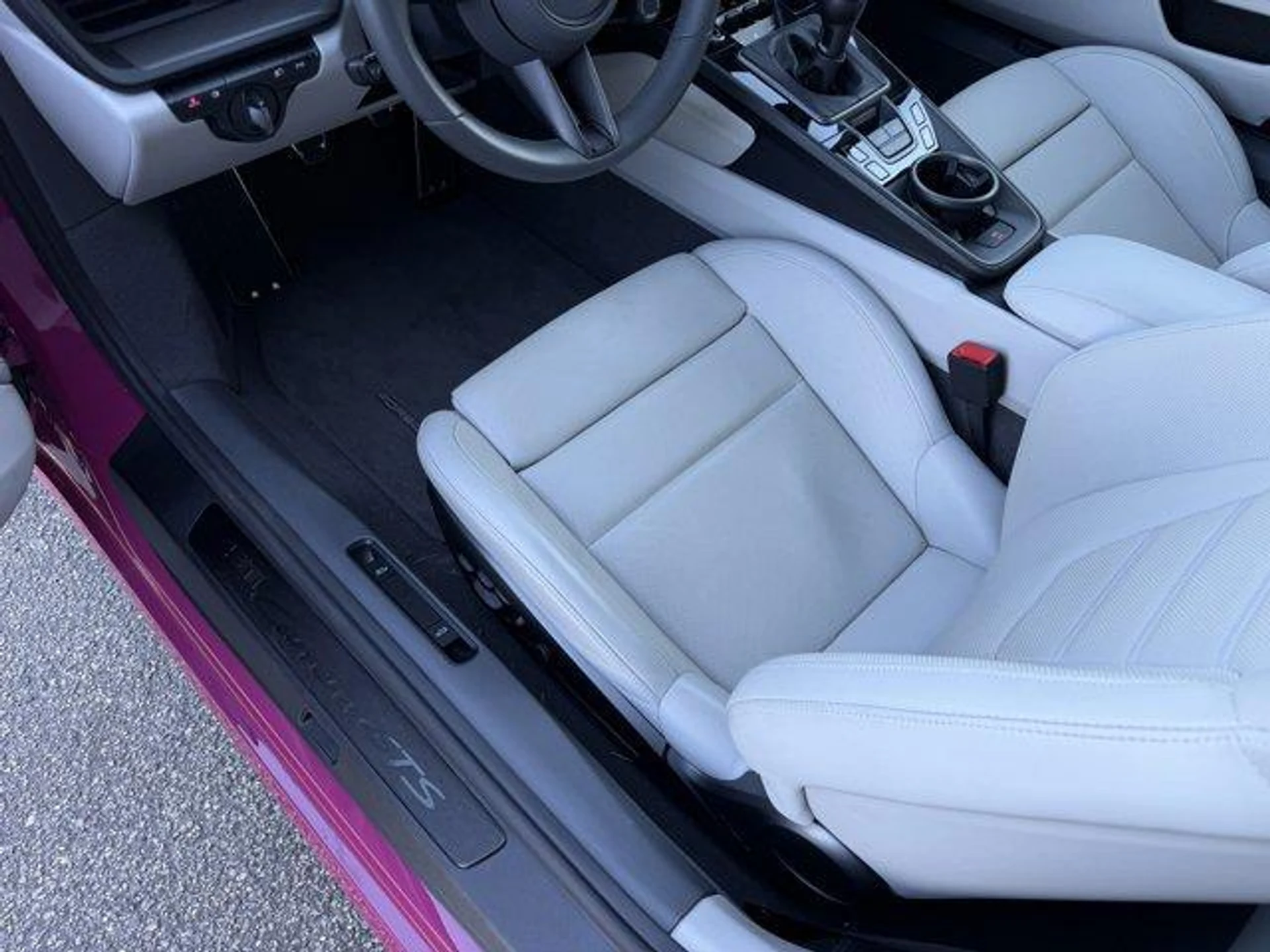 mph011_1878880720_Mqu9oz_U2_Bku_T22_C_B_Pq_T9i_Ki6_A8_a56950d0fa