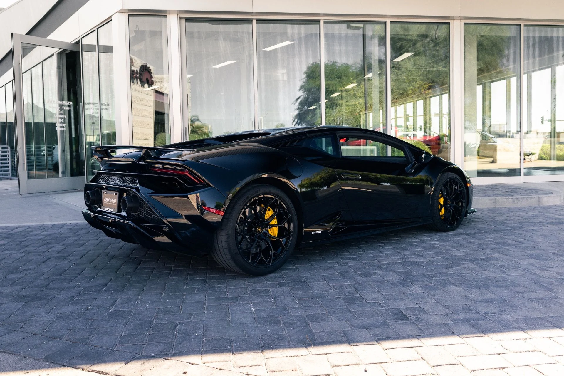 mph011_1887987359_Used_2024_Lamborghini_Huracan_Tecnica_1774294521_dd2863106e