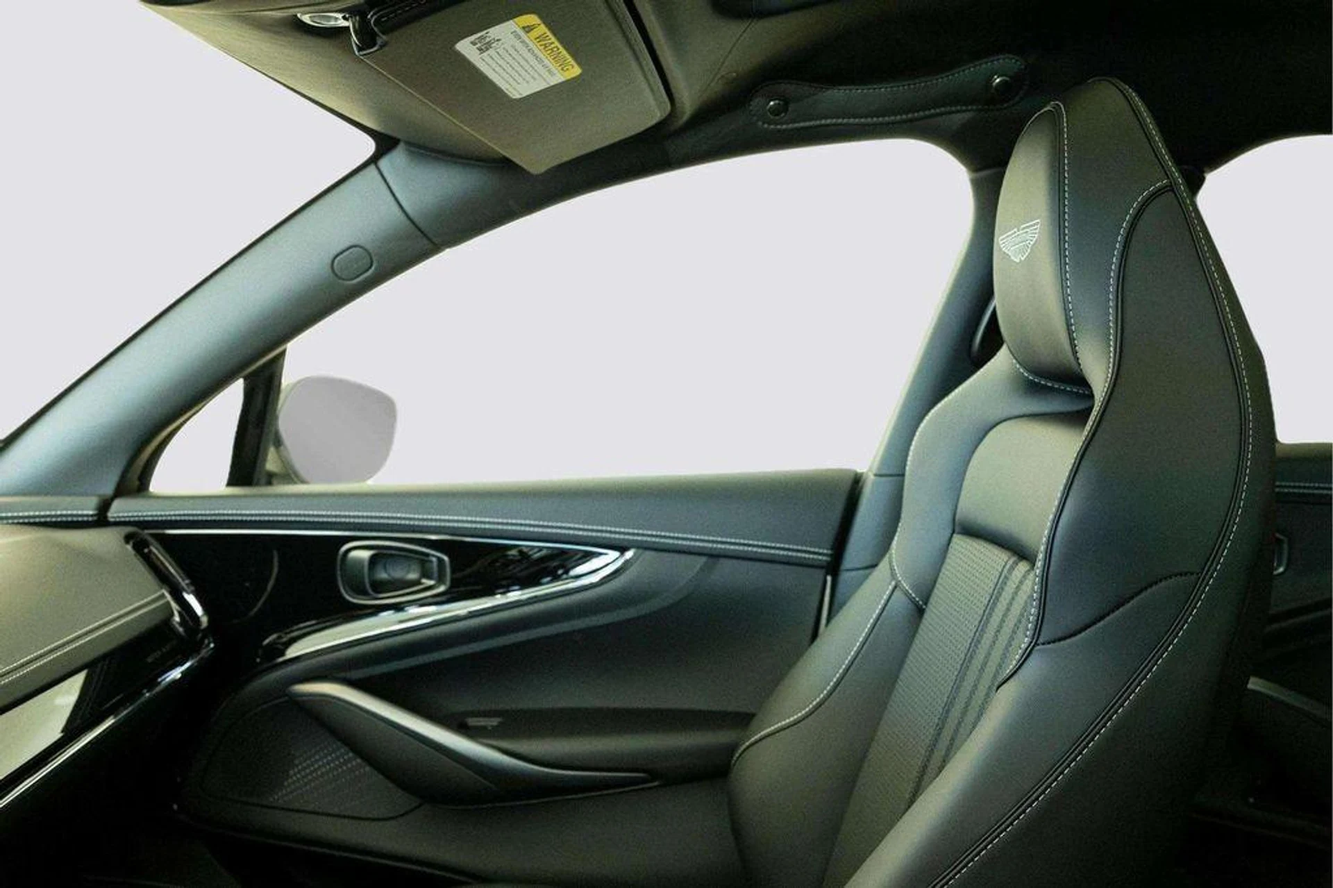 mph011_1889175291_F_Ygz0p0_I01_DZ_7bfb_Iubg7_B4be_YQ_7f3160c5e3