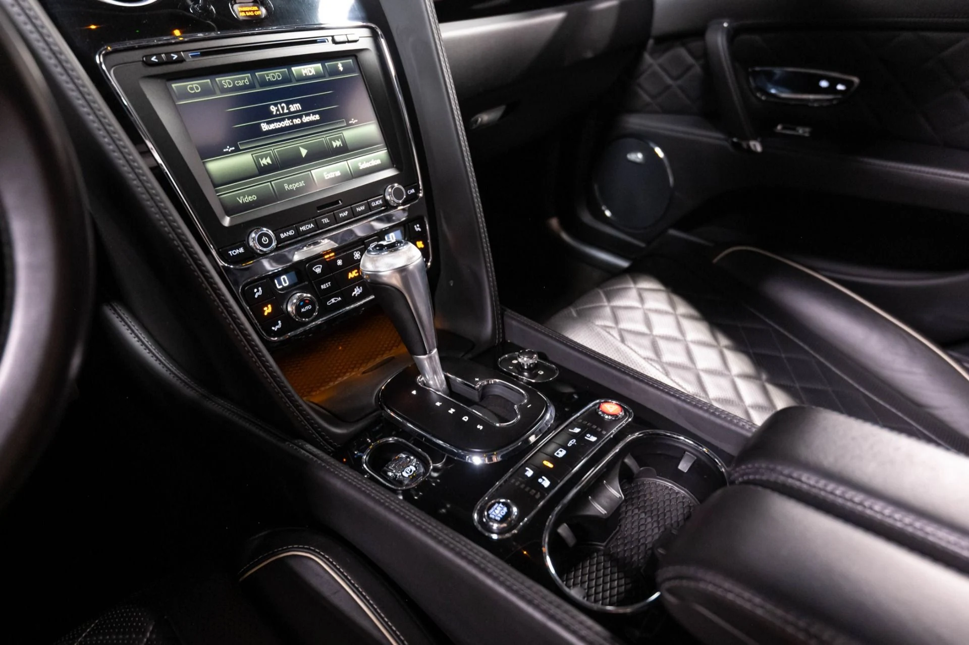 mph011_189367967_Used_2017_Bentley_Flying_Spur_V8_S_1787589005_38e075089c
