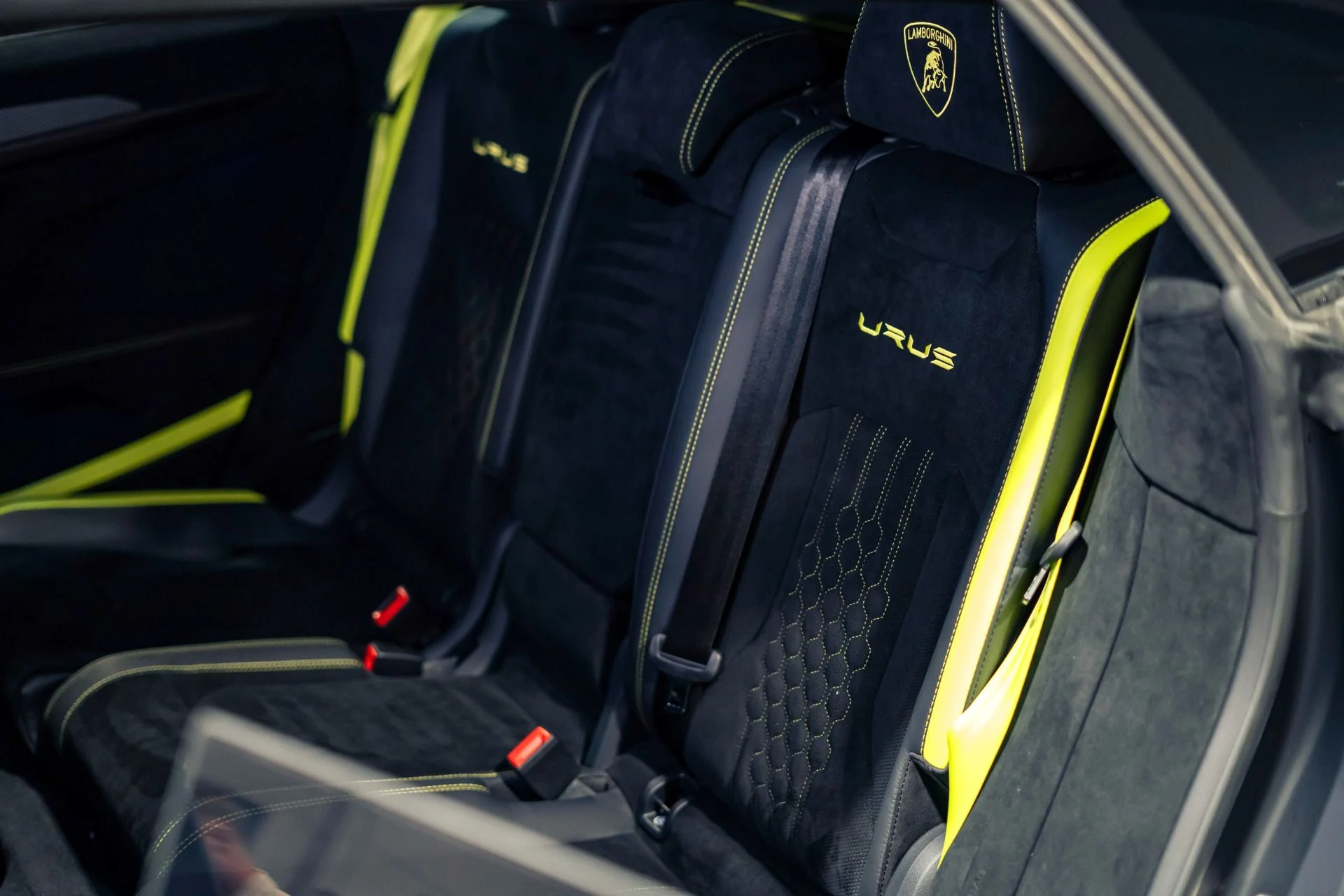 mph011_1903275020_Used_2023_Lamborghini_Urus_Performante_1780414144_8e3e63c8eb