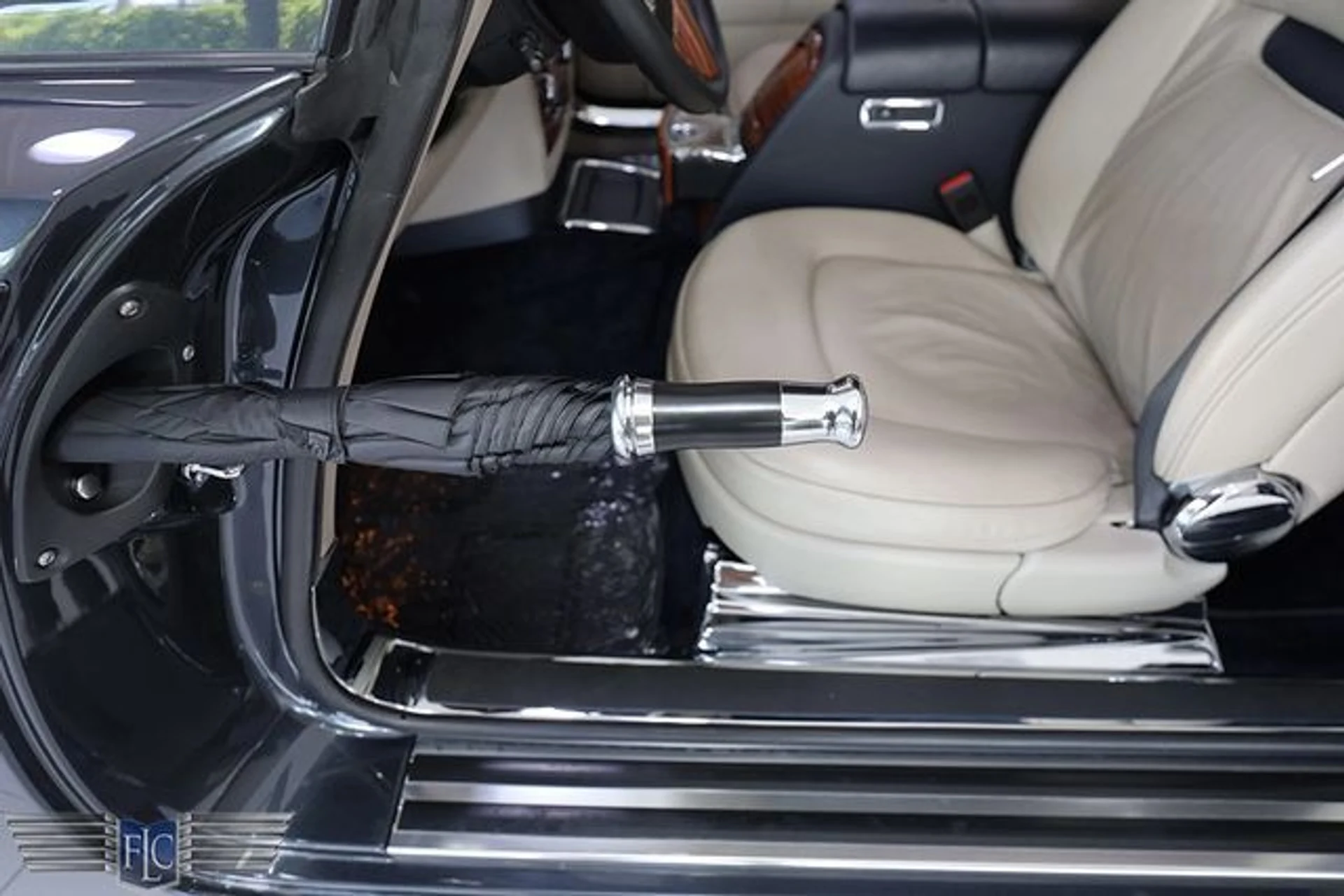mph011_1906048114_used_2009_rolls_royce_phantom_coupe_2drcoupe_6305_23064698_16_640_03cb09ff4b