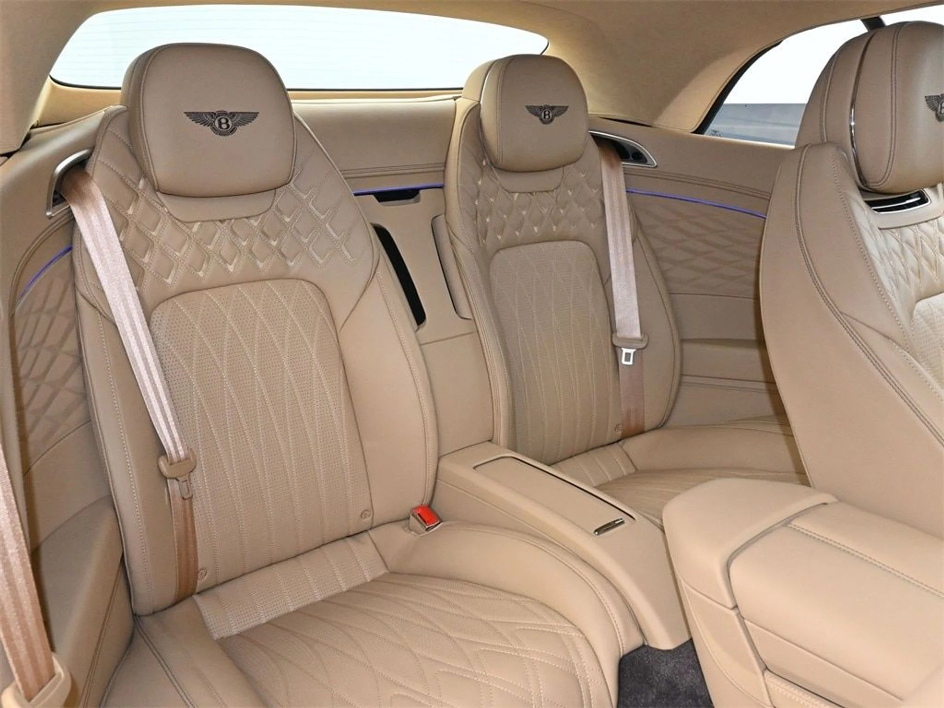 mph011_1910054570_3b82cf13bbd2918210dc15622b244c36x_b4db480a55