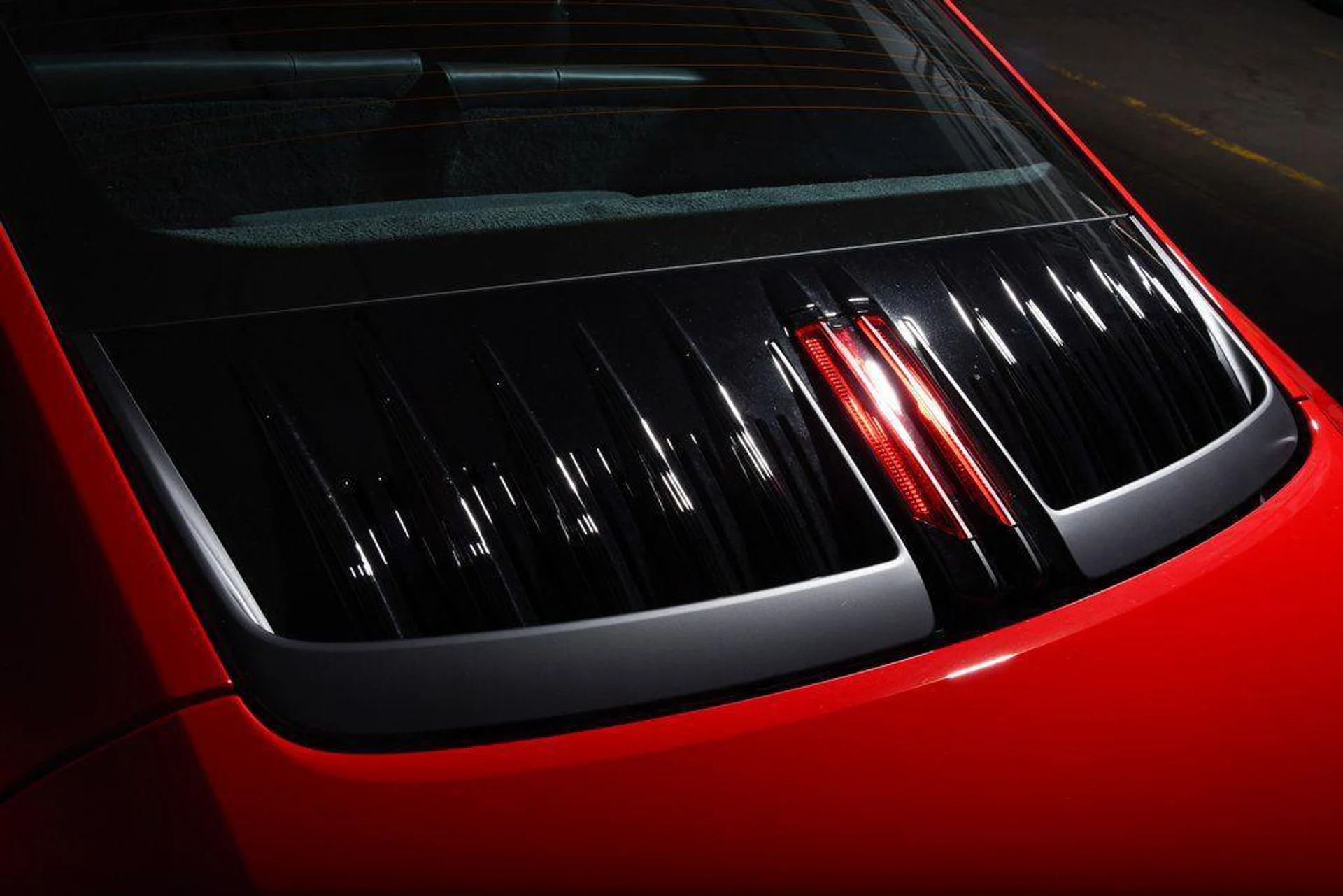 mph011_1918357334_Cl_M_Dob_K0x921_wx_EYXWFQJ_1td_JA_fc13d36d7e