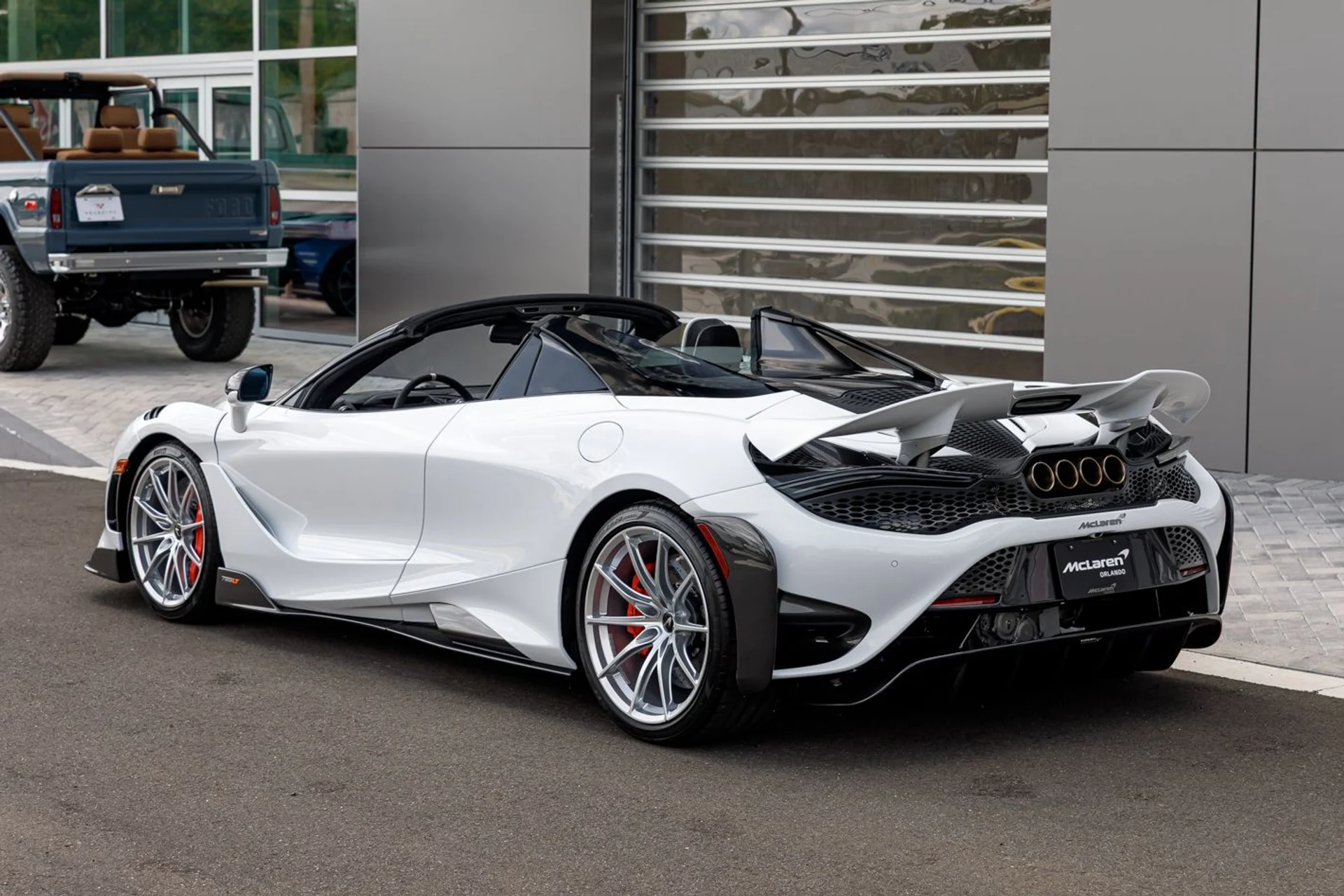 mph011_1920345838_Used_2022_Mc_Laren_765_LT_Spider_0924e9c182