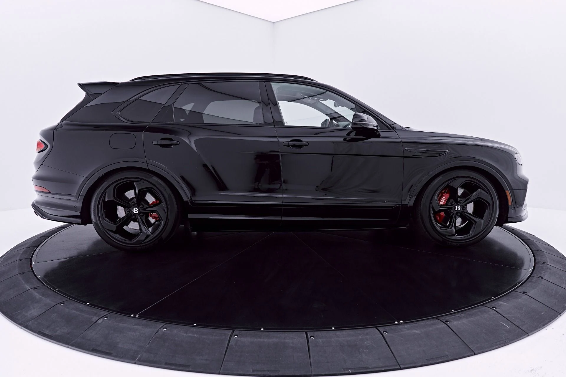 mph011_1924767409_Used_2023_Bentley_Bentayga_S_1782967286_c5b3fedaaa