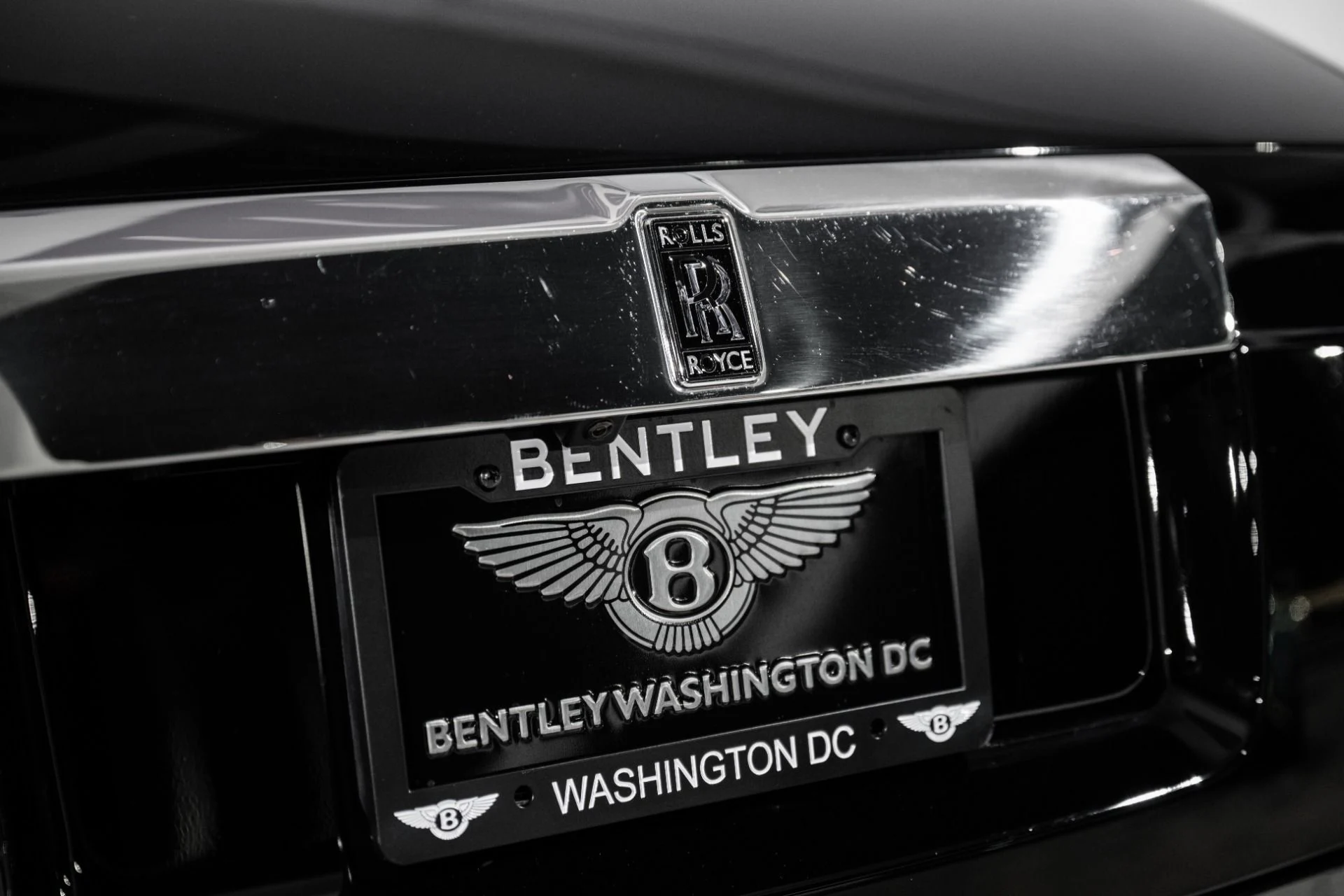 mph011_1926366434_Used_2010_Rolls_Royce_Phantom_Coupe_1760972669_28599375a2