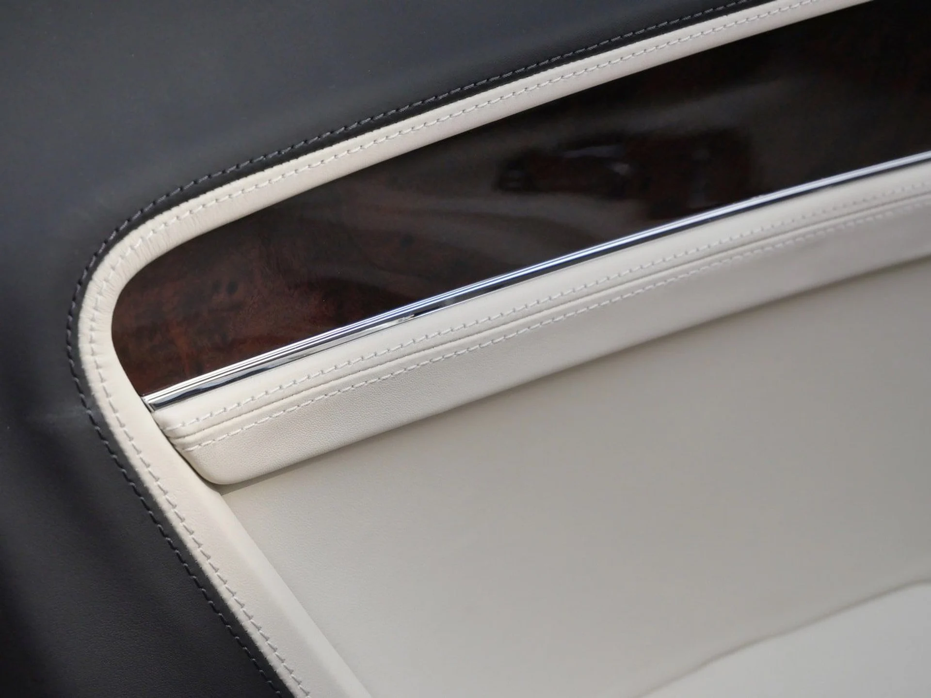 mph011_1935515204_09d571b8e9324734a5f92411fbcc8b01_08a0ec40af