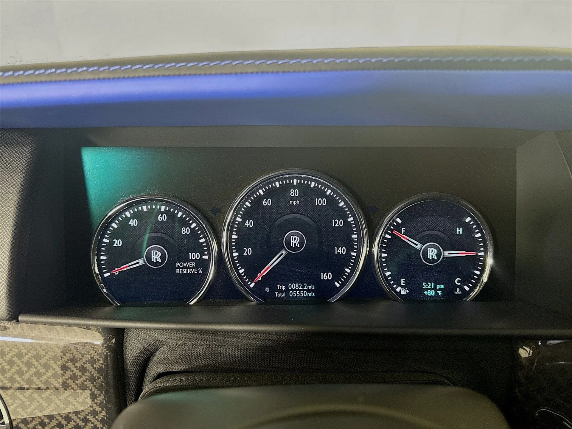 mph011_1937216065_ec8320a06b942b511ec9183bcf04cc8ax_f616bd0649