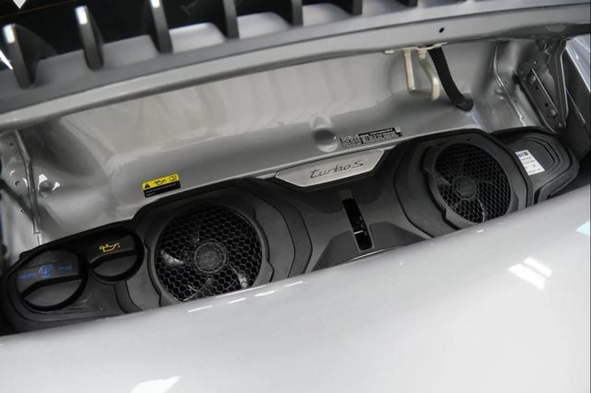 mph011_1941639928_Q9y6_S_Sp_Ug_O_Rgf_GQSG_9_Jb_EUV_Qio_61862cca7a