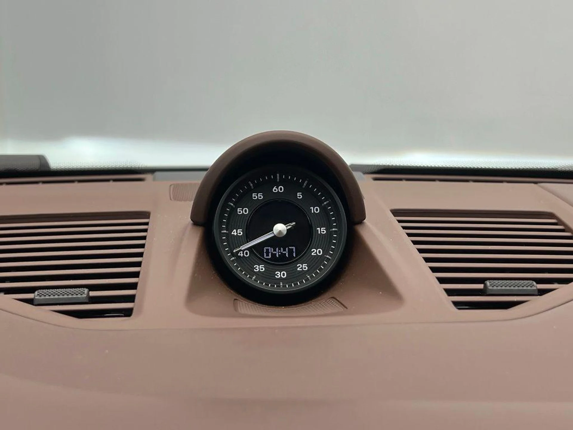 mph011_1951248534_a_Spfsszz_LY_Sy_I_6_WJ_Yj0_Rod_KQYA_a8e9d3f048