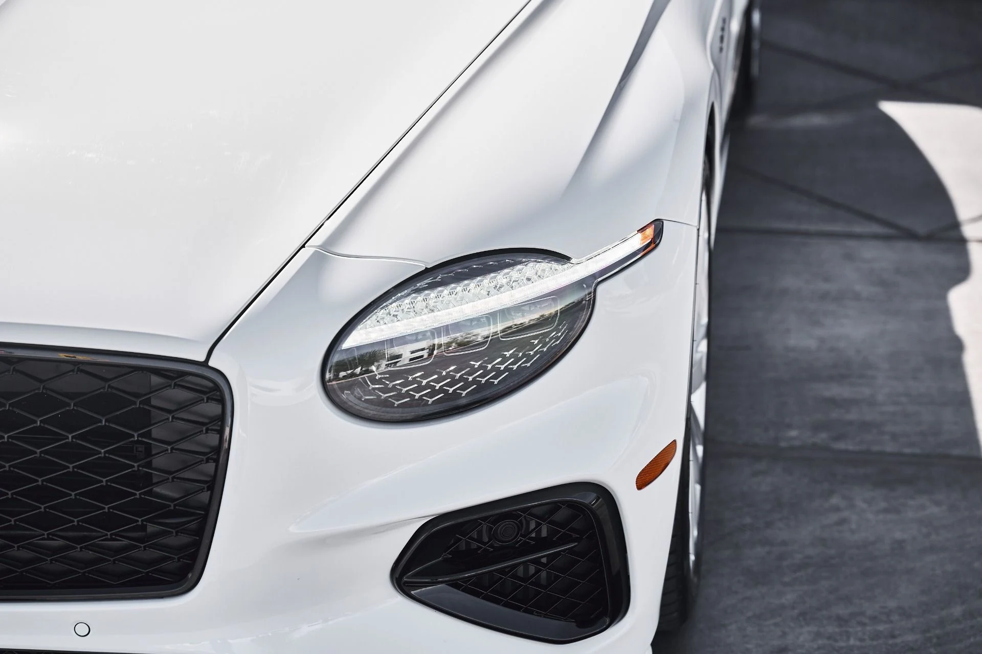 mph011_1953849624_Used_2025_Bentley_Continental_GT_Speed_1775343823_2e0ff799e9