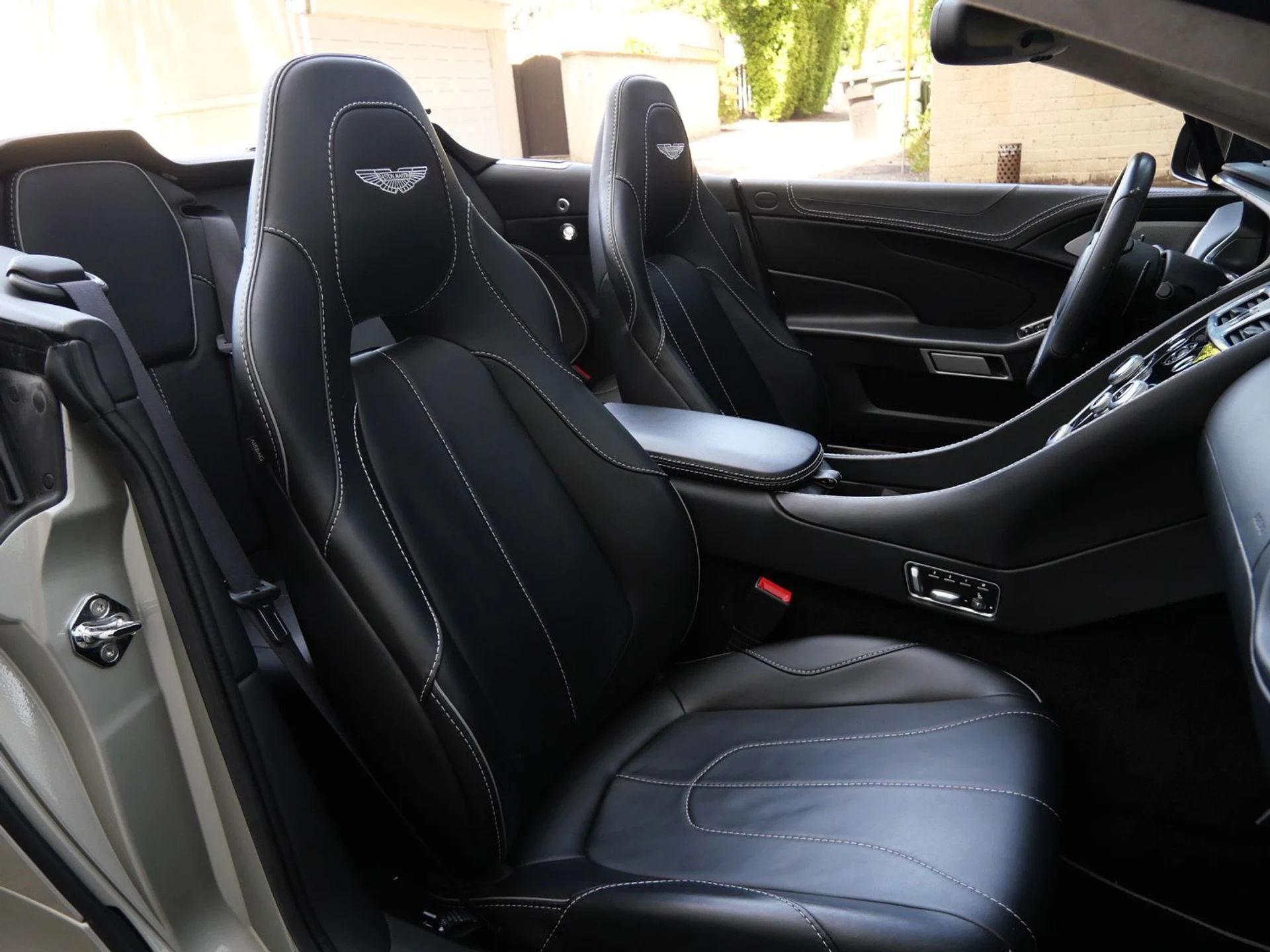 mph011_196185977_f2fc8d5b0c795c4f5b10379c876f4bb9x_8c8a3a1ee3