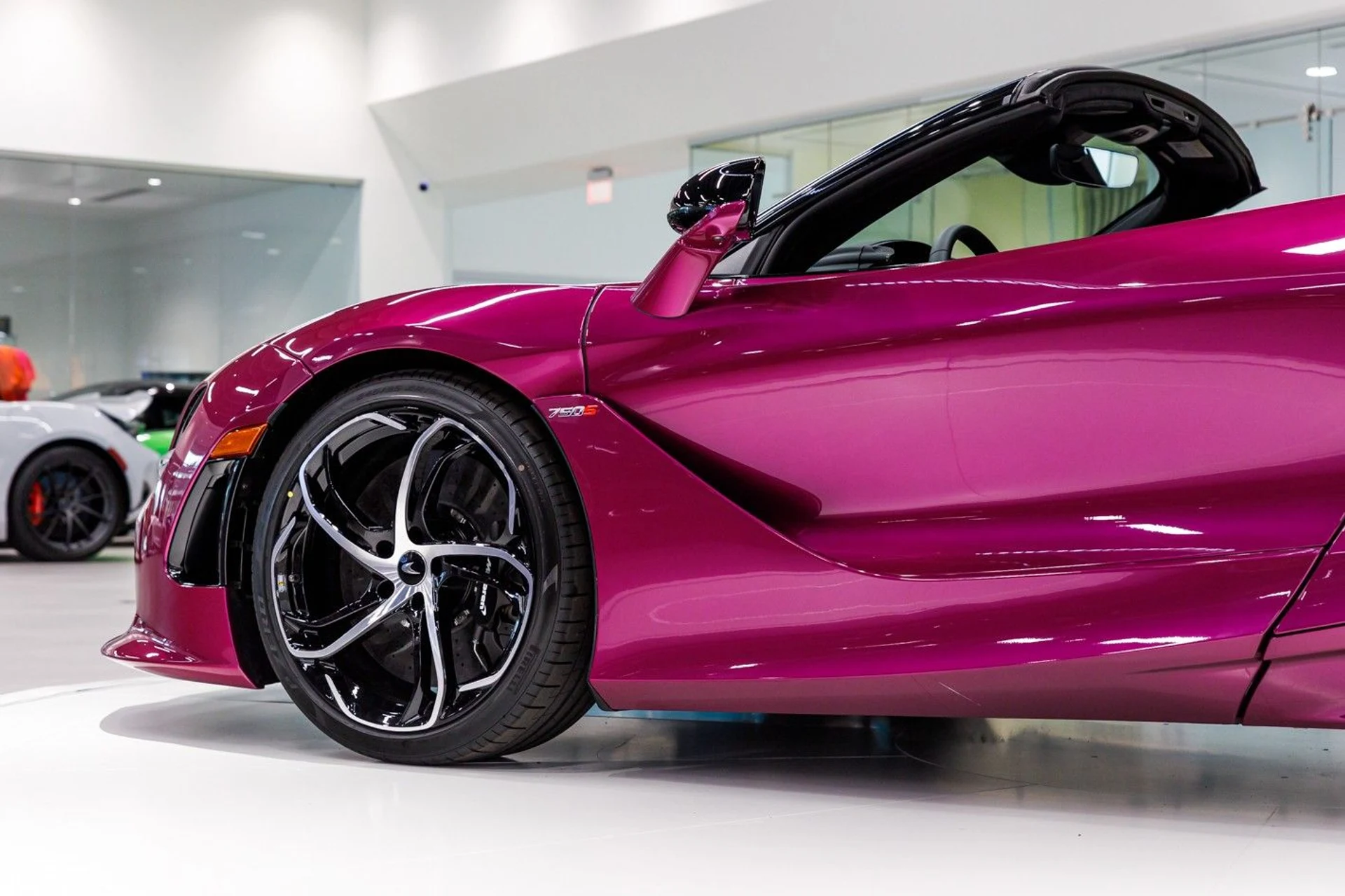 mph011_1962448133_630_p12_l_f145a85a69