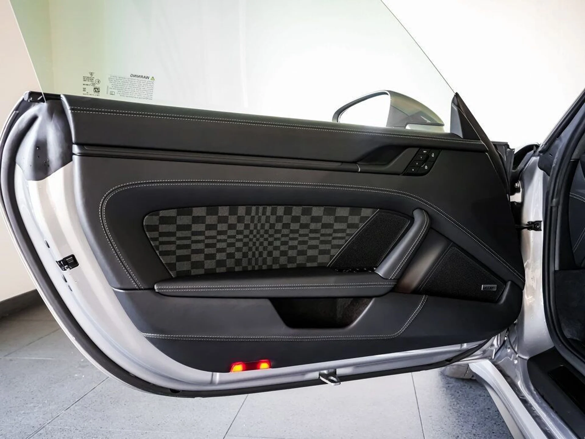 mph011_1966711572_673605497092c72fa31c2ac4b7efd855_7042d5879e