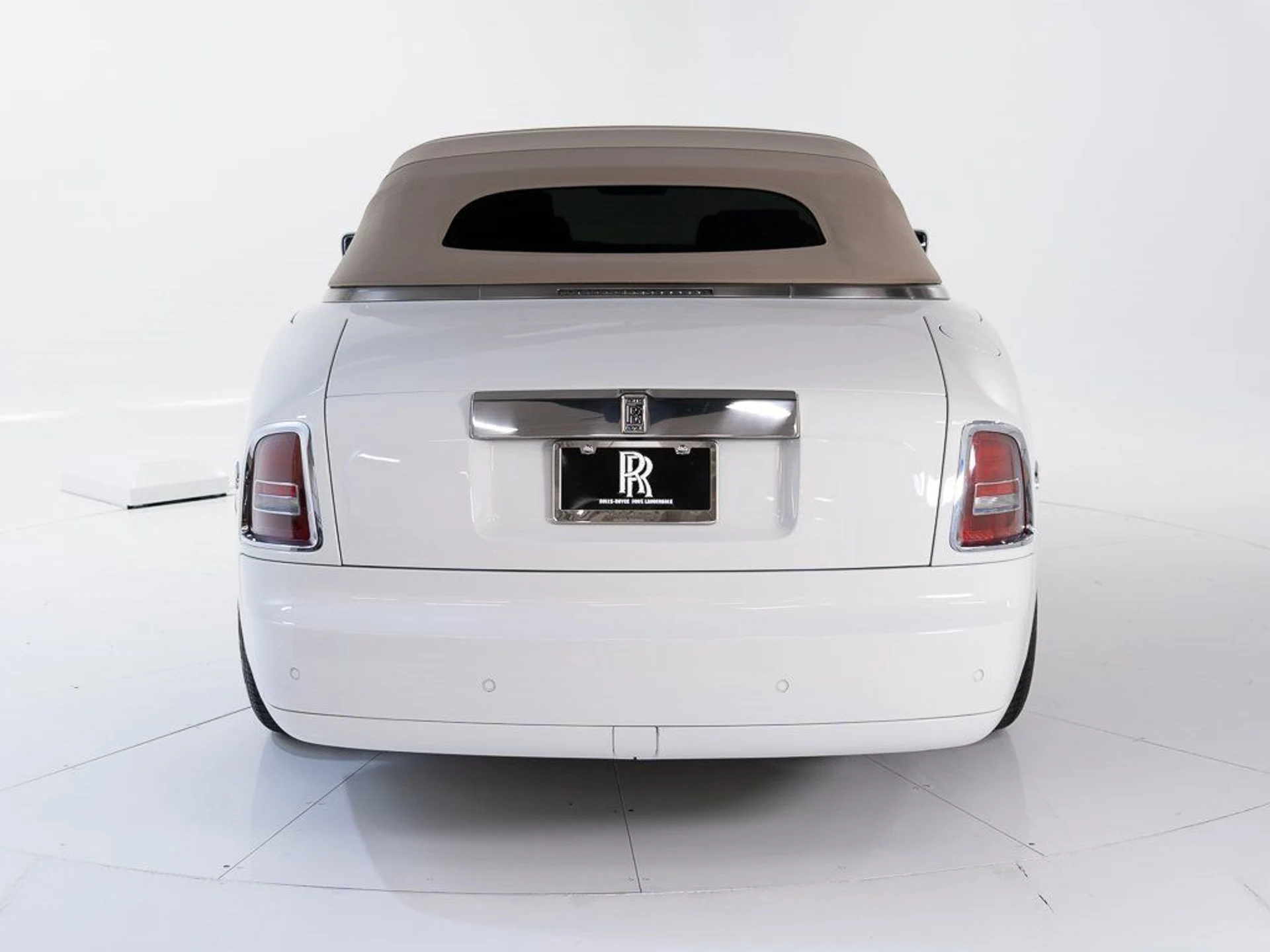 mph011_1970703383_6aedca85daadecc3b6326969547f27b1_e0af7d8246