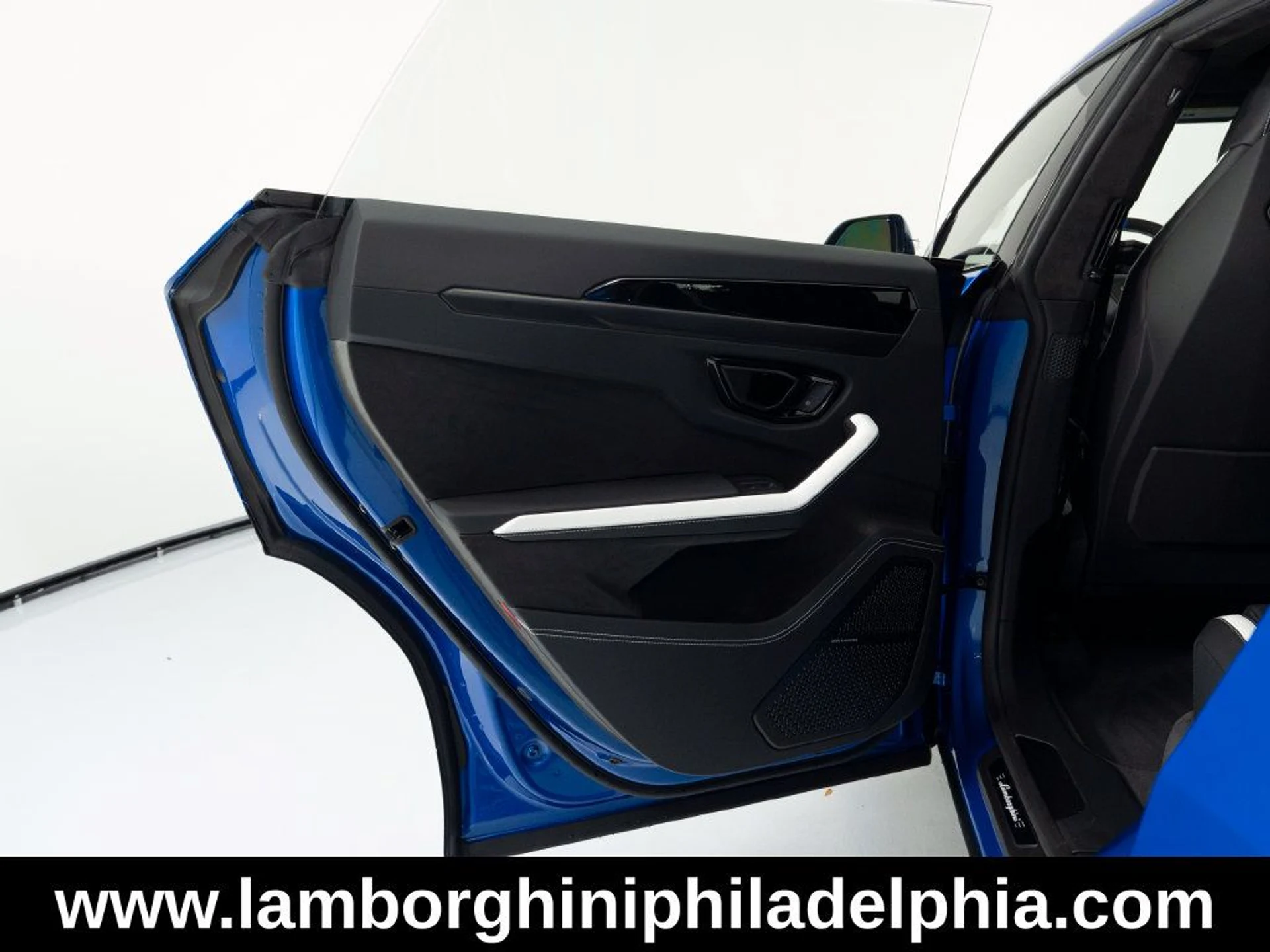 mph011_1971196740_80eba55cb953f971cd03d60921e1346cx_e9b44193b0