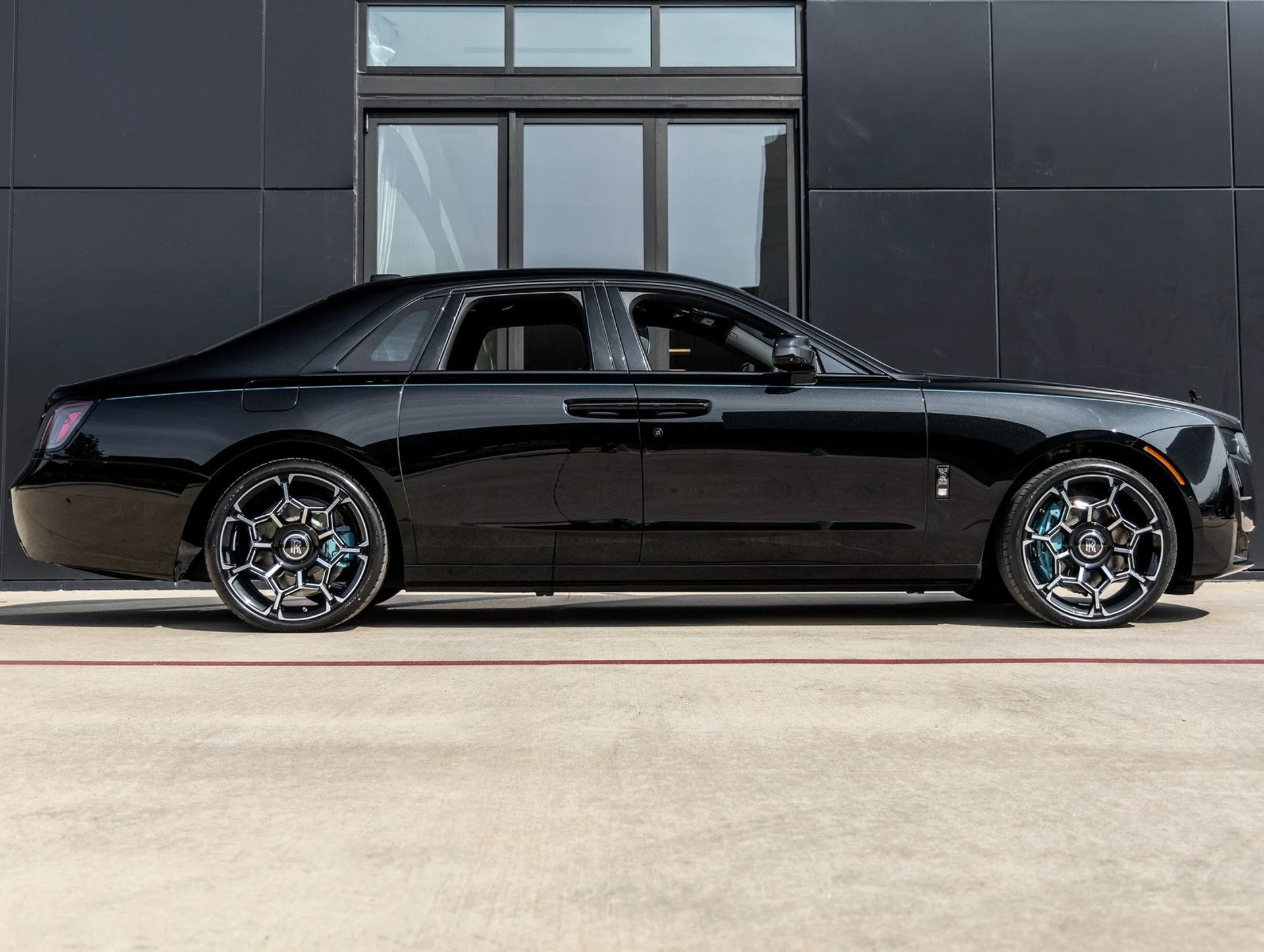 mph011_1973679492_12_5dc9b53e28