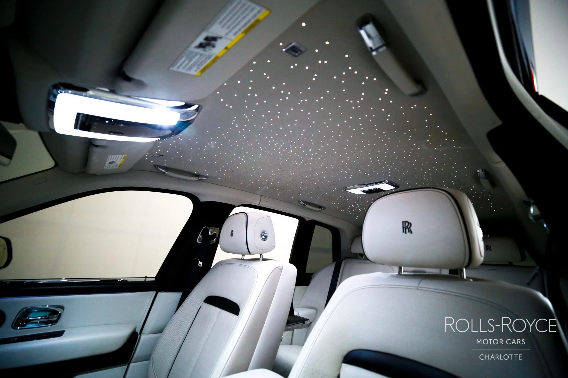 mph011_1974776924_Used_2020_Rolls_Royce_Cullinan_1772228015_02214ab737