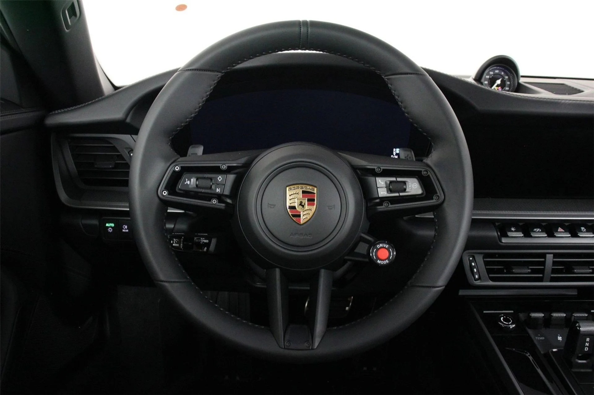 mph011_1975560737_bb60f4d25d48e4a9b2901639dee68baf_cbe85f5727